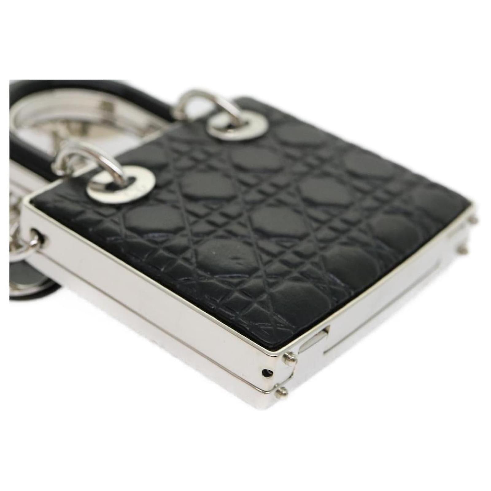 Christian Dior Lady Dior Charm Leather metal Black Auth 30891 ref.628631 -  Joli Closet