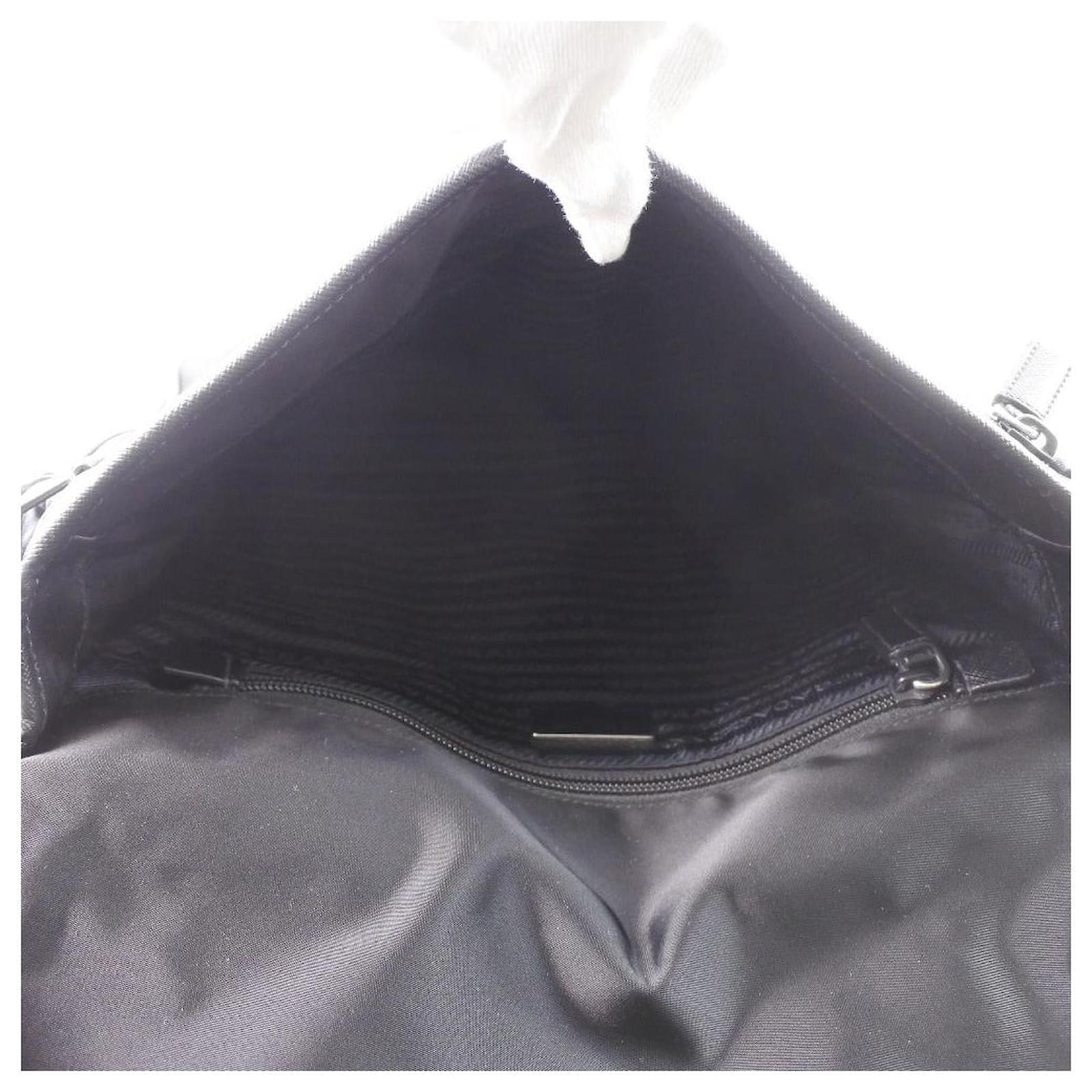 Bag Prada Black in Synthetic - 8546909