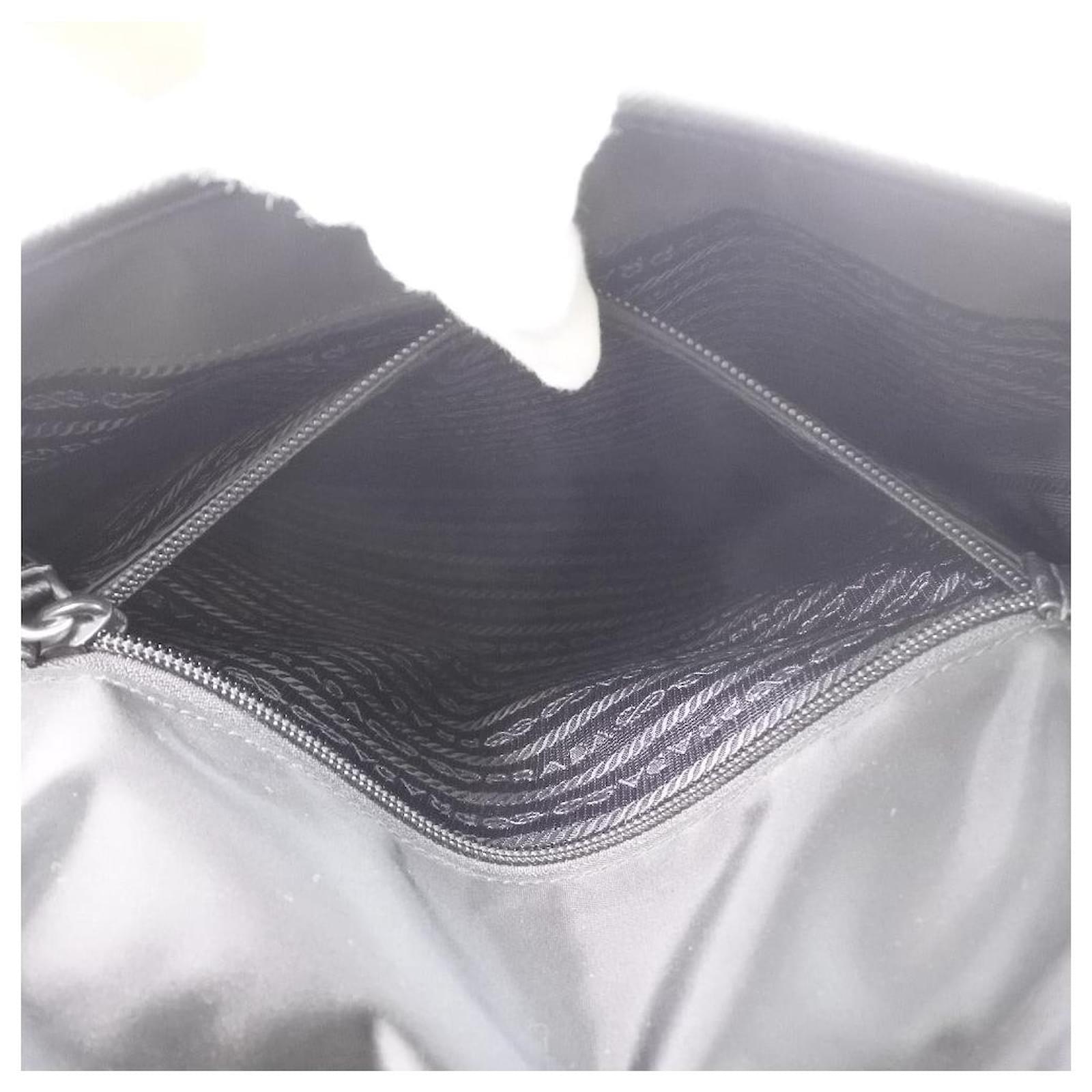 Bag Prada Black in Synthetic - 8546909