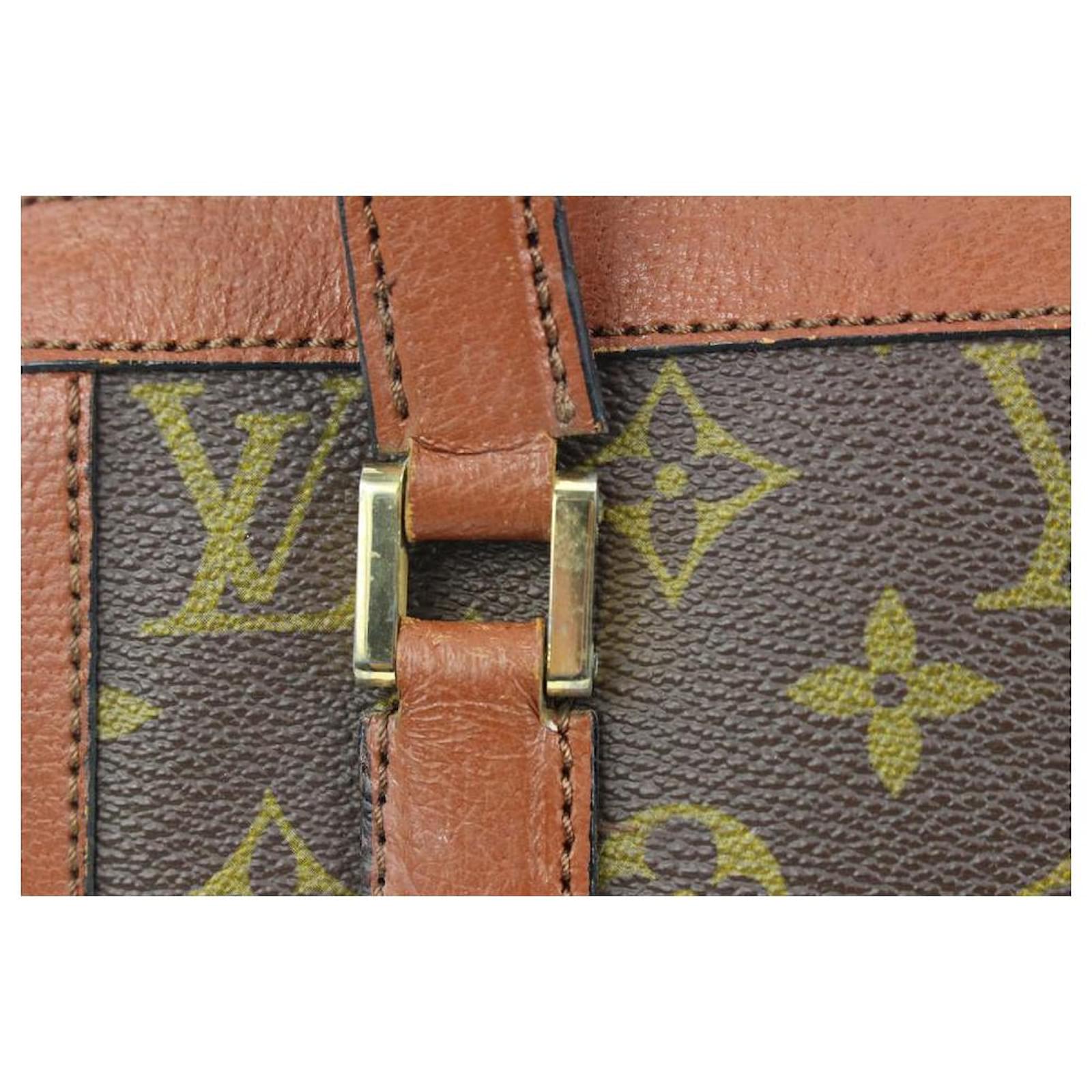 Louis Vuitton Vintage 1970's Monogram Sac Bavore 3 Poches Mini Tote Bavolet  Leather ref.630697 - Joli Closet