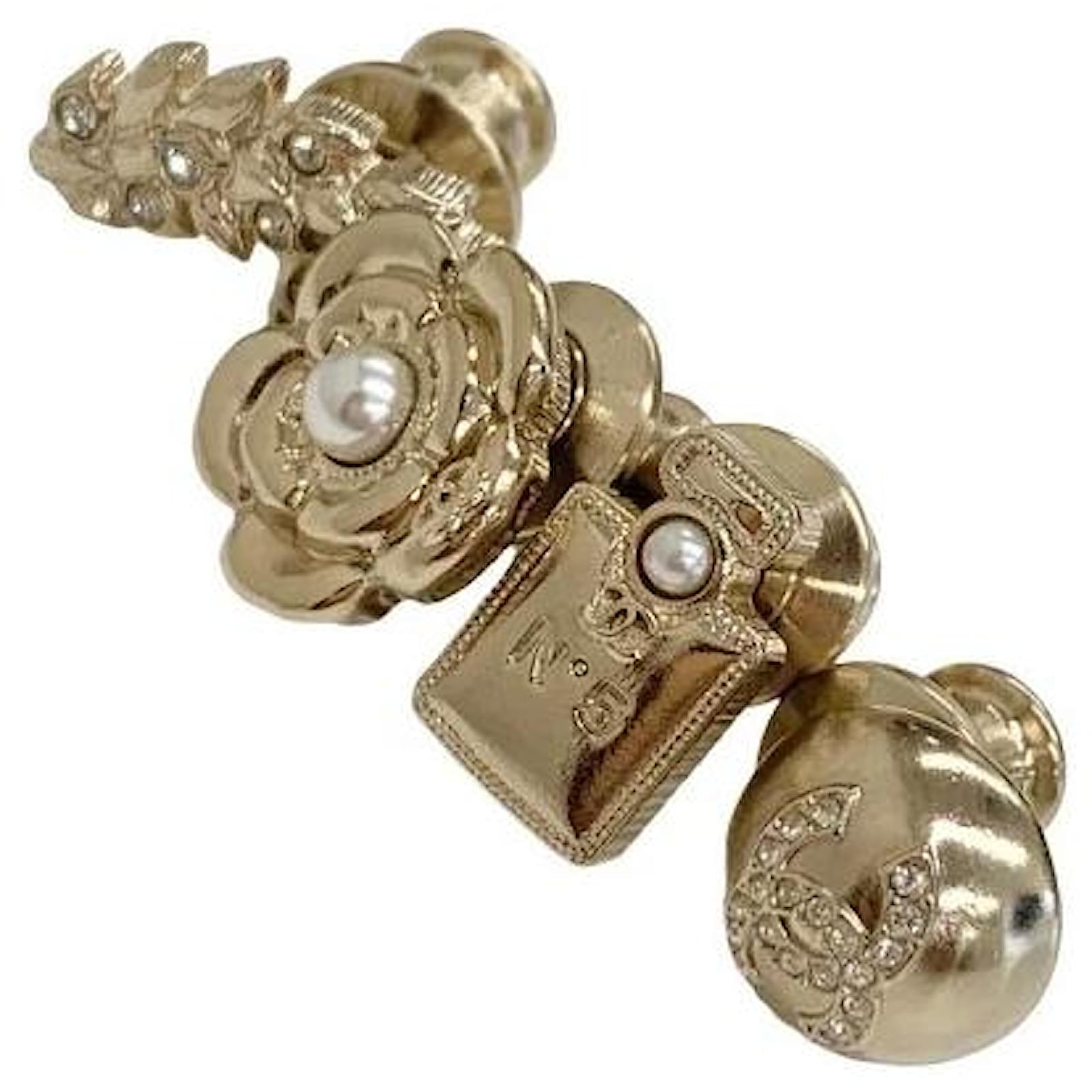 * Chanel CHANEL camellia coco mark bottle icon line pearl pin brooch gold