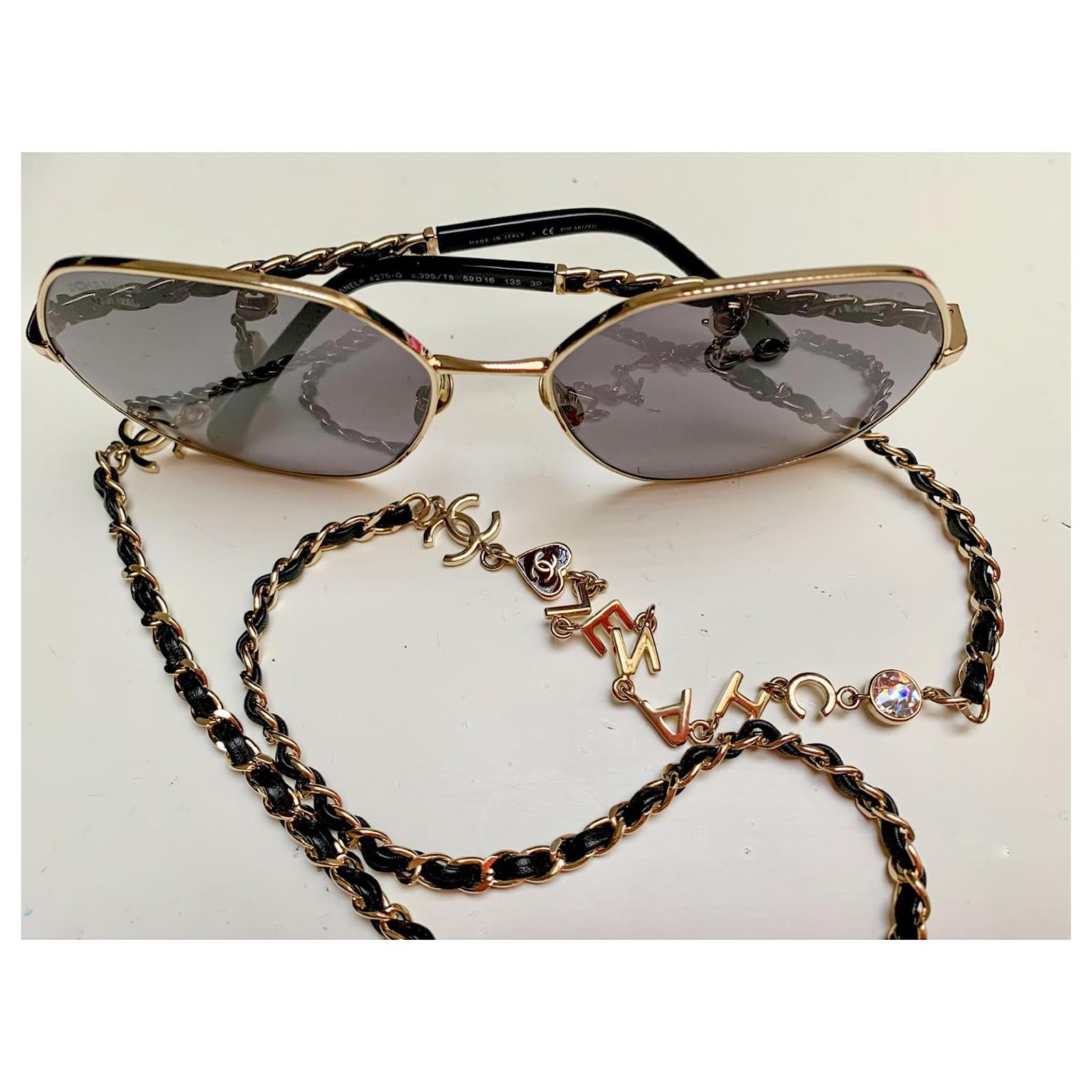 Sunglasses Chanel  Chain embellished black round sunglasses  CH4245C395S6