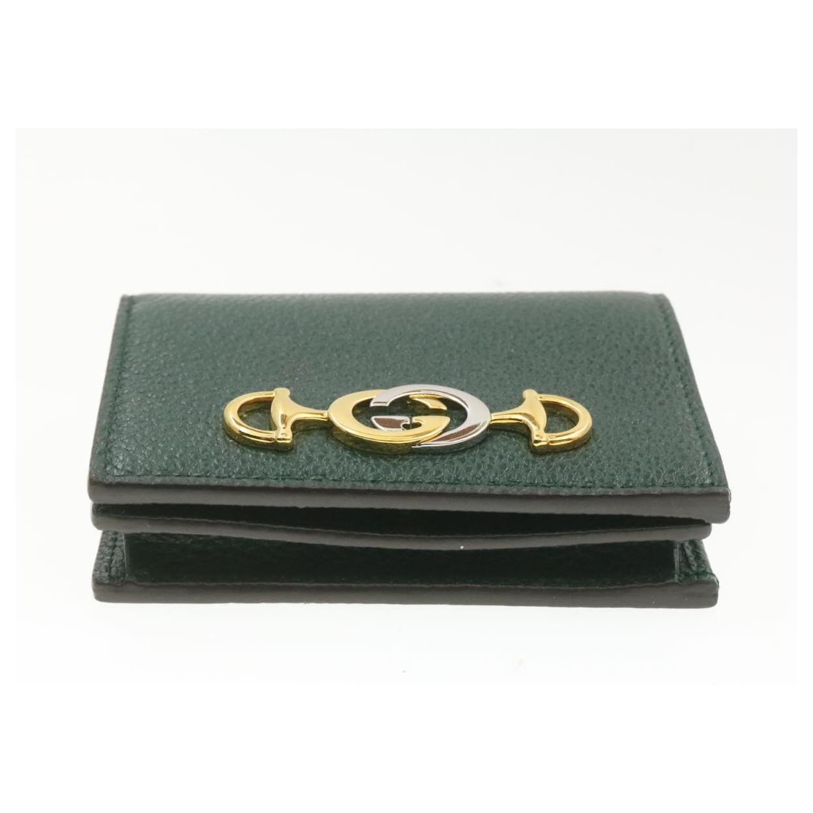 Gucci Women's Zumi Black Leather Card Holder Wallet Metal GG Logo  Leather card  holder wallet, Card holder leather, Leather card wallet