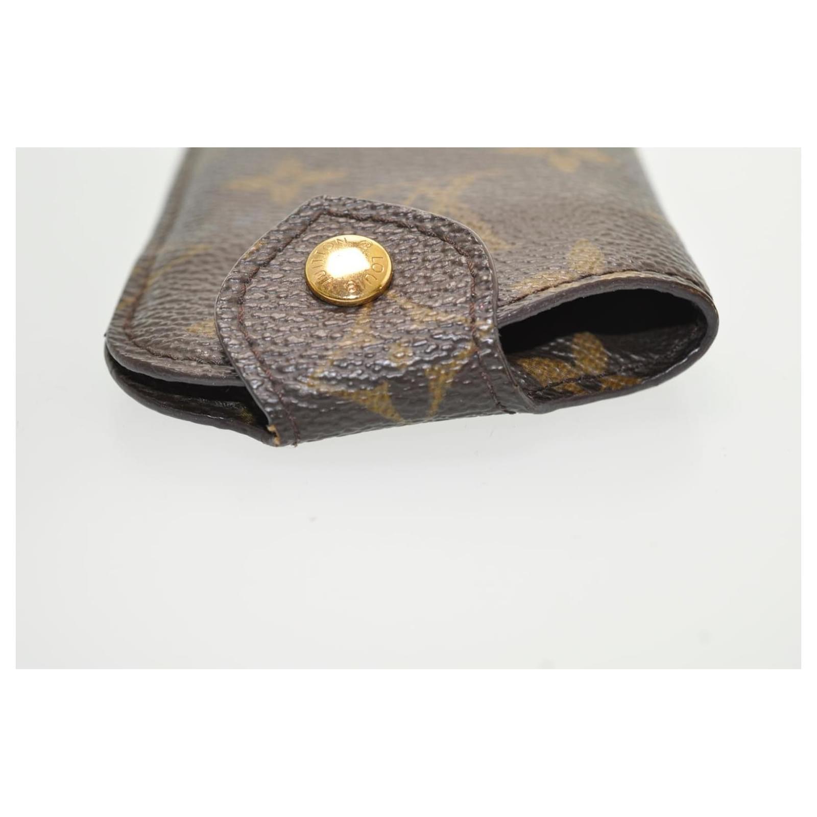 LOUIS VUITTON Monogram Etui A Lunettes PM Glasses Case M66545 LV Auth  am1402S Cloth ref.633691 - Joli Closet