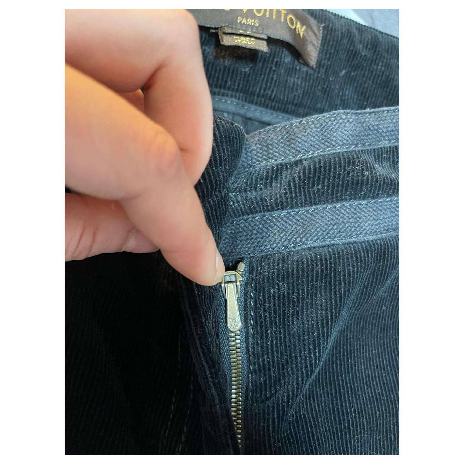 Louis Vuitton Pants, leggings Black Cotton ref.13687 - Joli Closet