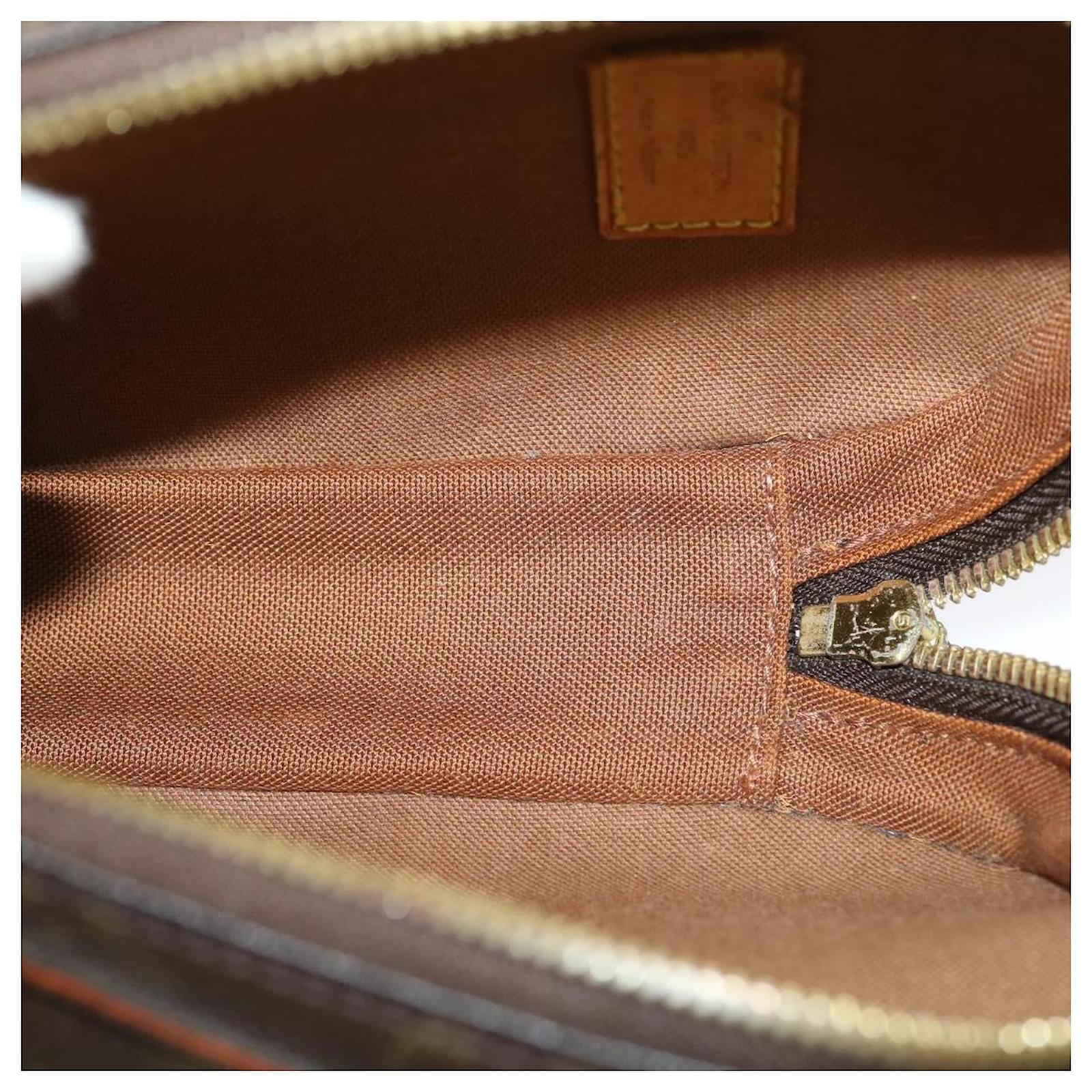 LOUIS VUITTON Monogram Pochette Gange Shoulder Bag M51870 LV Auth am2682g  Cloth ref.635156 - Joli Closet
