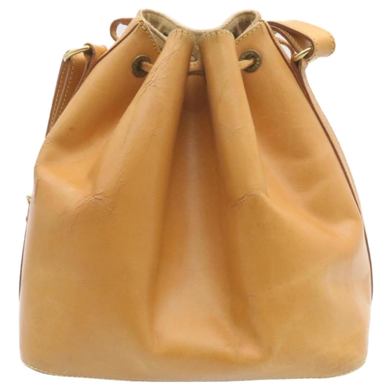LOUIS VUITTON Nomad Petit Noe Shoulder Bag SP order Beige M42226 LV Auth  28687 Leather ref.635928 - Joli Closet