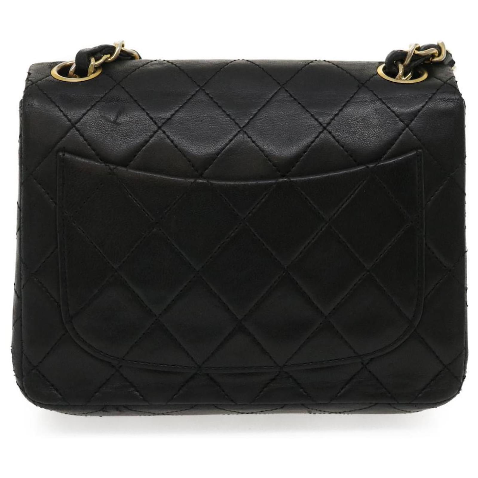 CHANEL Vintage Black Cell Phone Bag. - Bukowskis