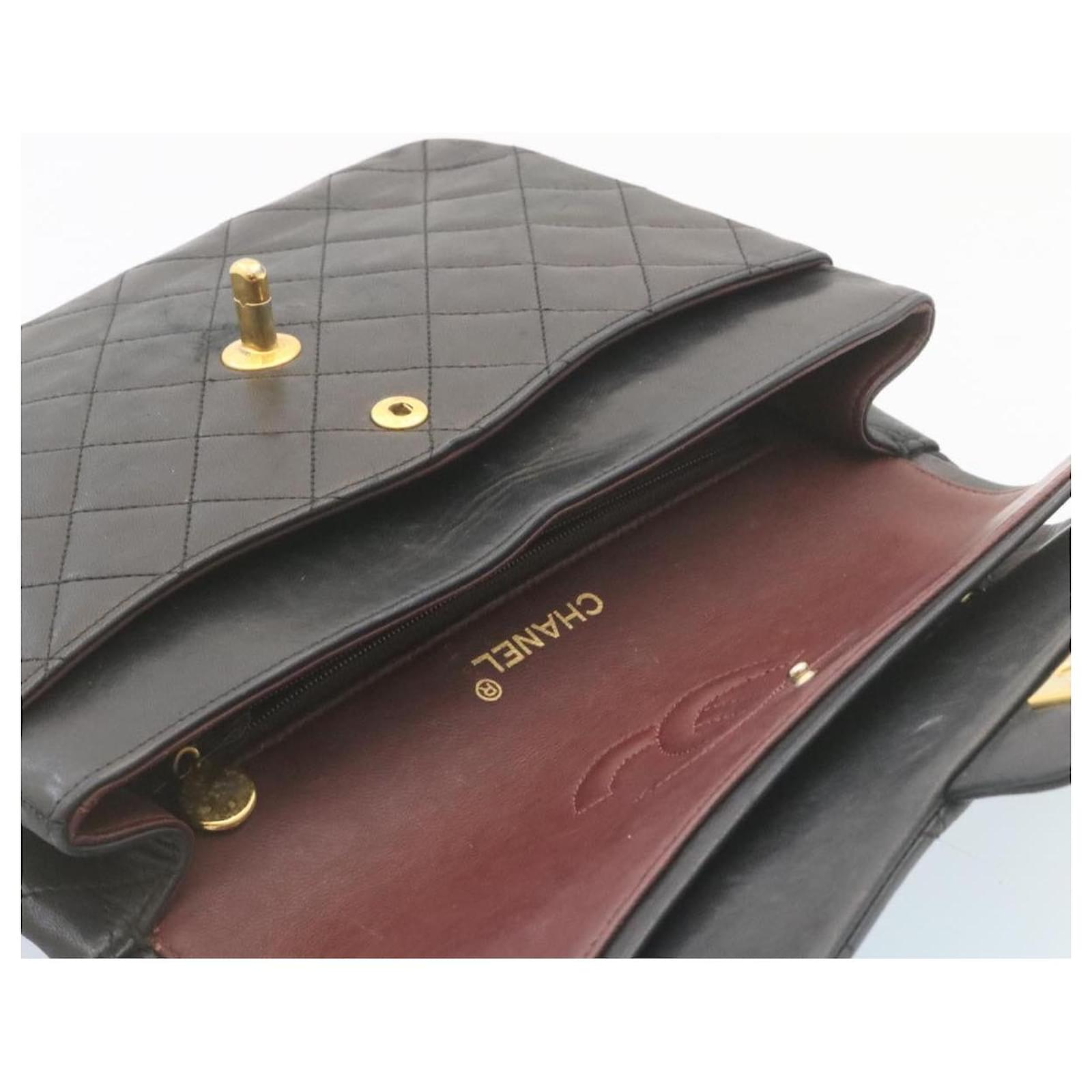 CHANEL Matelasse Double Flap Chain Shoulder Bag Caviar Skin White CC Auth  knn085 Leather ref.647102 - Joli Closet