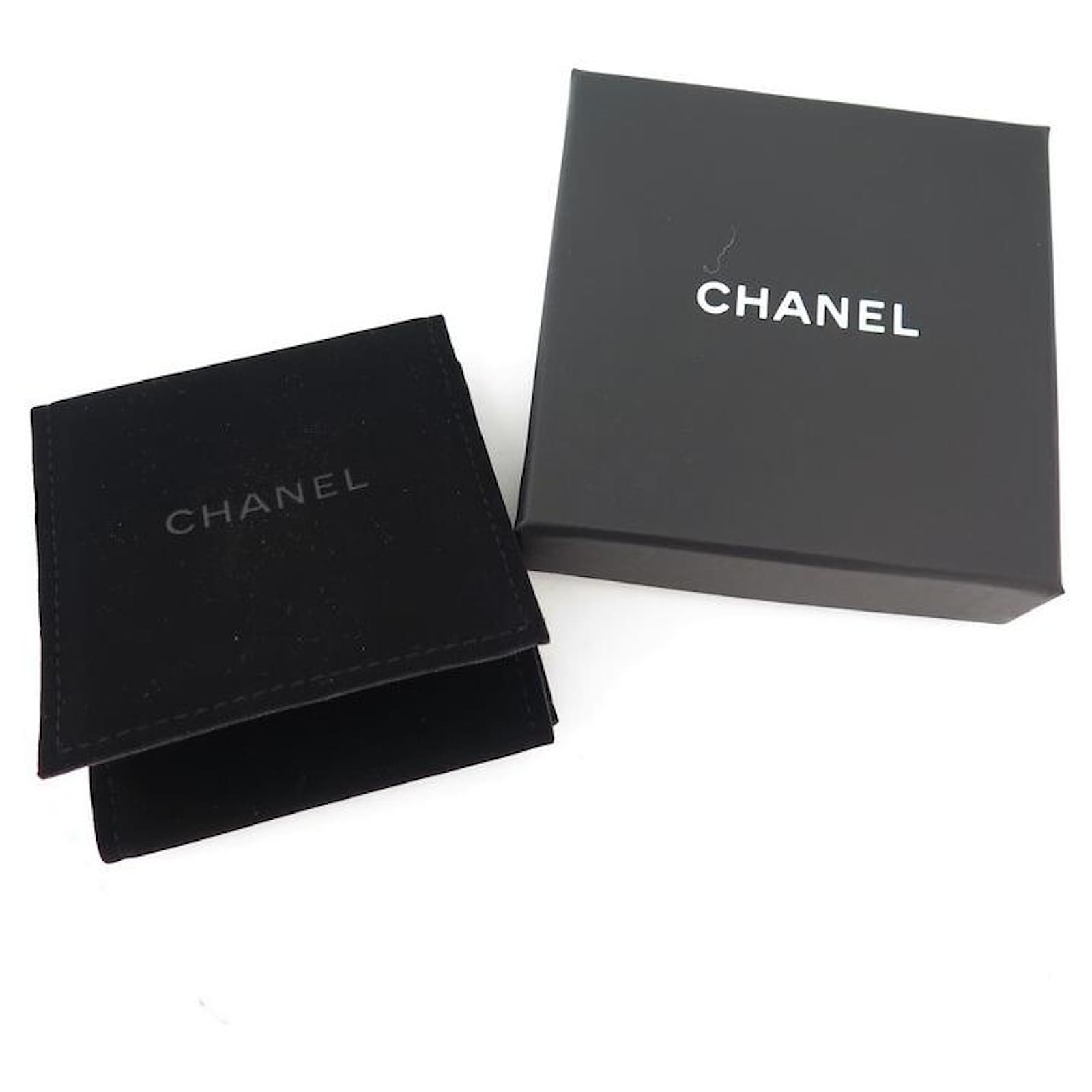 Broche Chanel Vintage Double C Plaqué Or