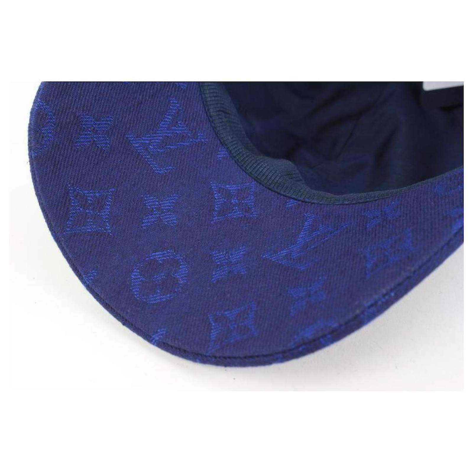Louis Vuitton Blue Monogram Essential Baseball Cap Ou Pas Hat Leather  ref.638399 - Joli Closet