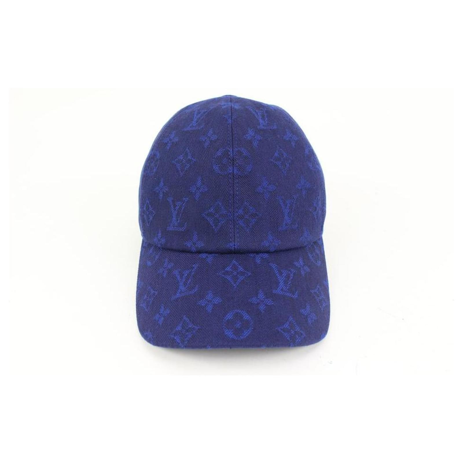 Louis Vuitton Blue Monogram Essential Baseball Cap Ou Pas Hat Leather  ref.638399 - Joli Closet