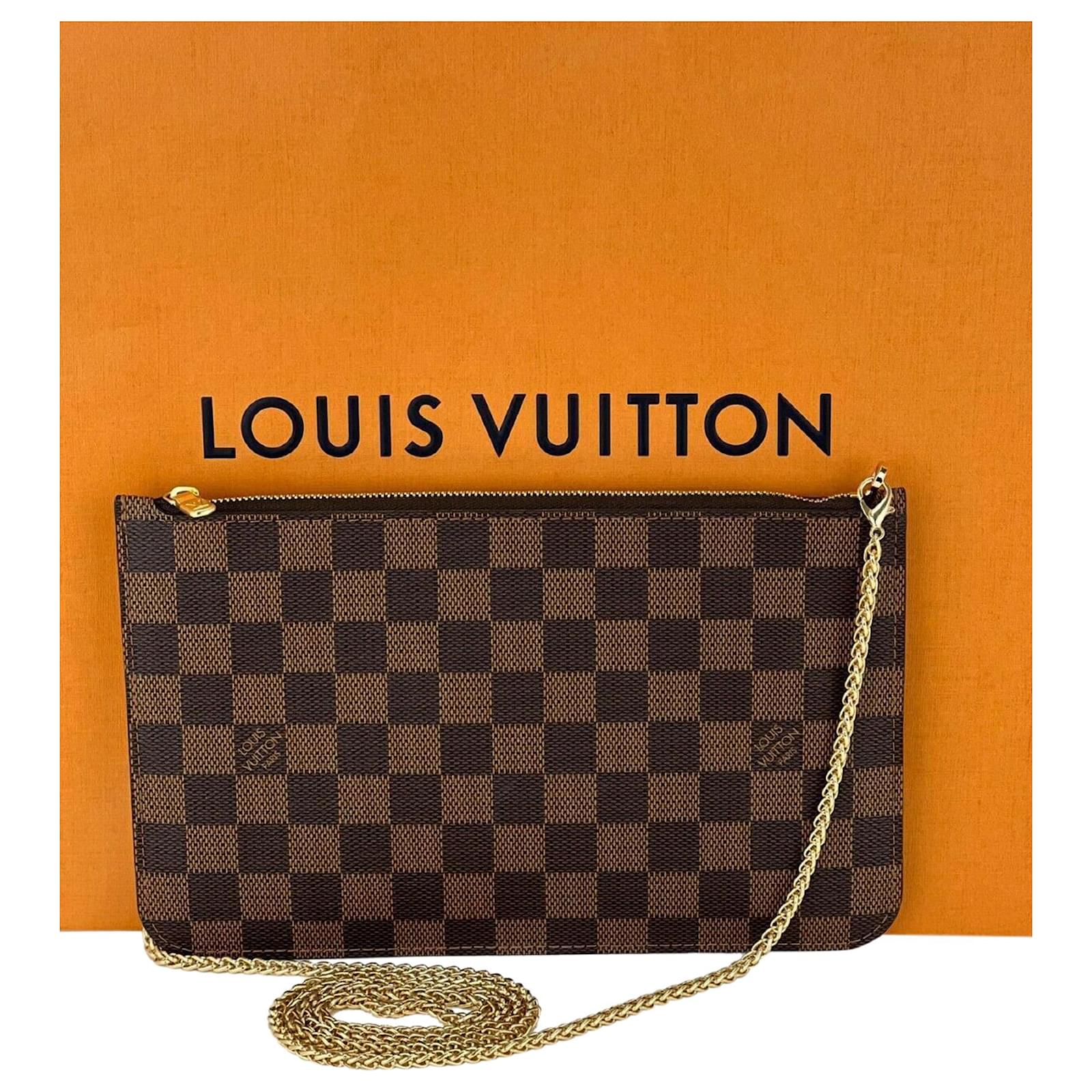 Louis Vuitton Louis Vuitton Pochette Damier Ebene Clutch Crossbody Bag From  Neverfull C26 Leather ref.639135 - Joli Closet