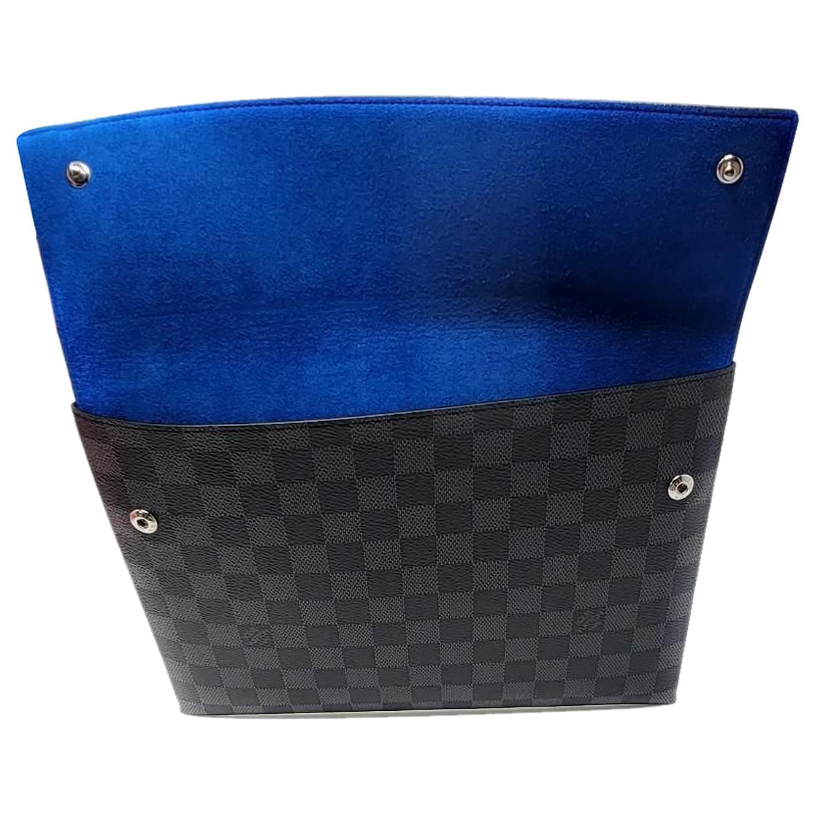 Louis Vuitton Damier Graphite Business Portfolio Clutch Case –