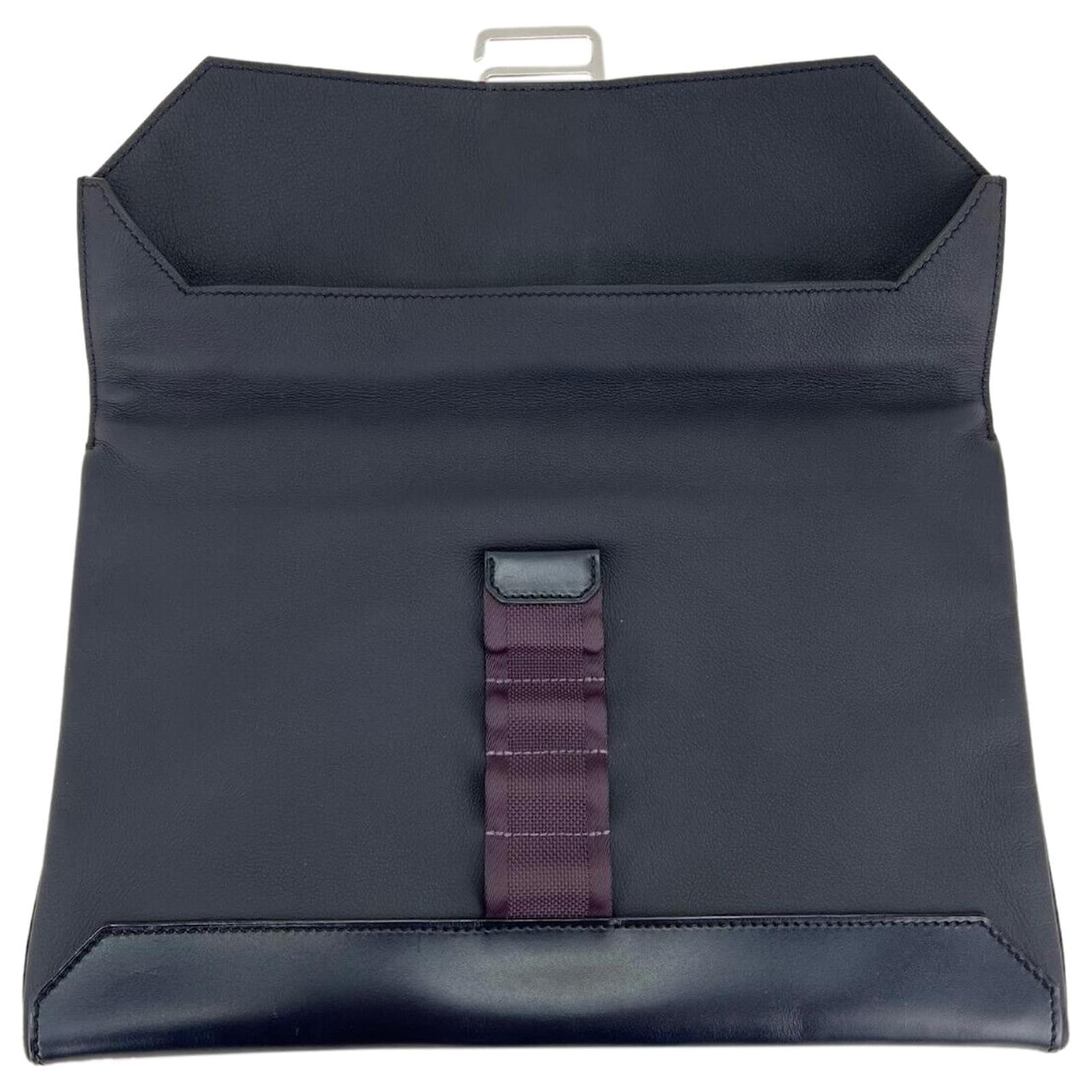 Cityslide pouch