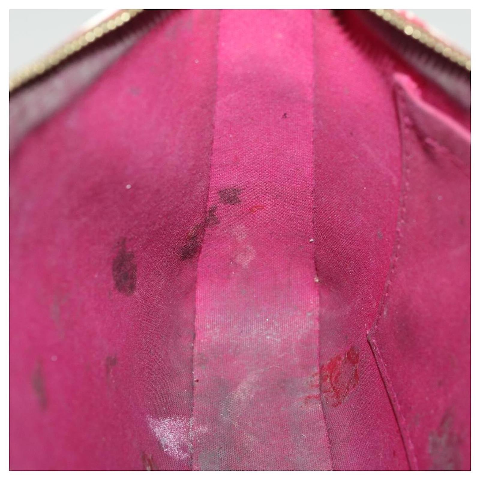LOUIS VUITTON Vernis Ikat Pochette Accessoires Pouch Red Pink M90042 Auth  rh254 Patent leather ref.647133 - Joli Closet