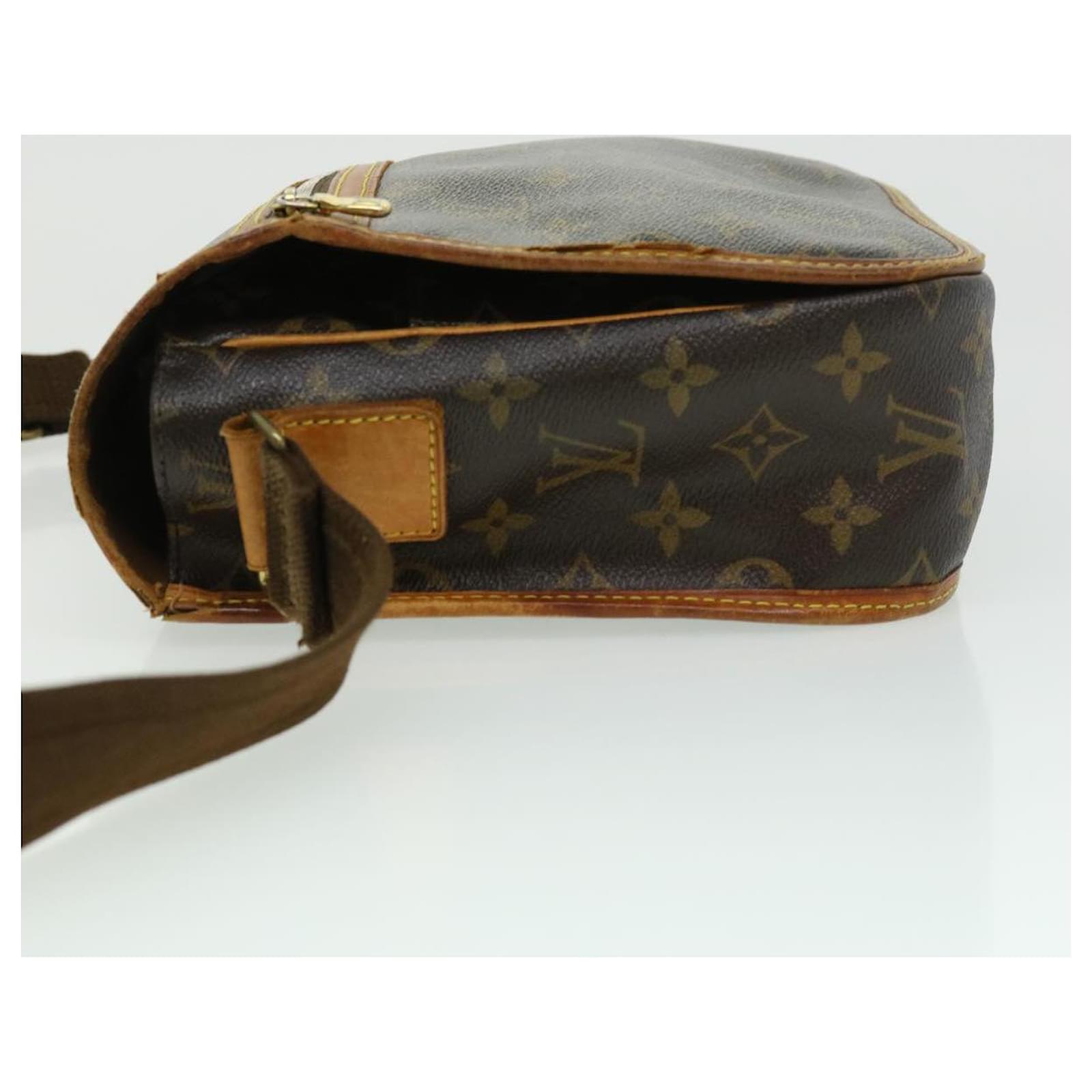 Louis Vuitton Bosphore PM Women's and Men's Shoulder Bag M40106