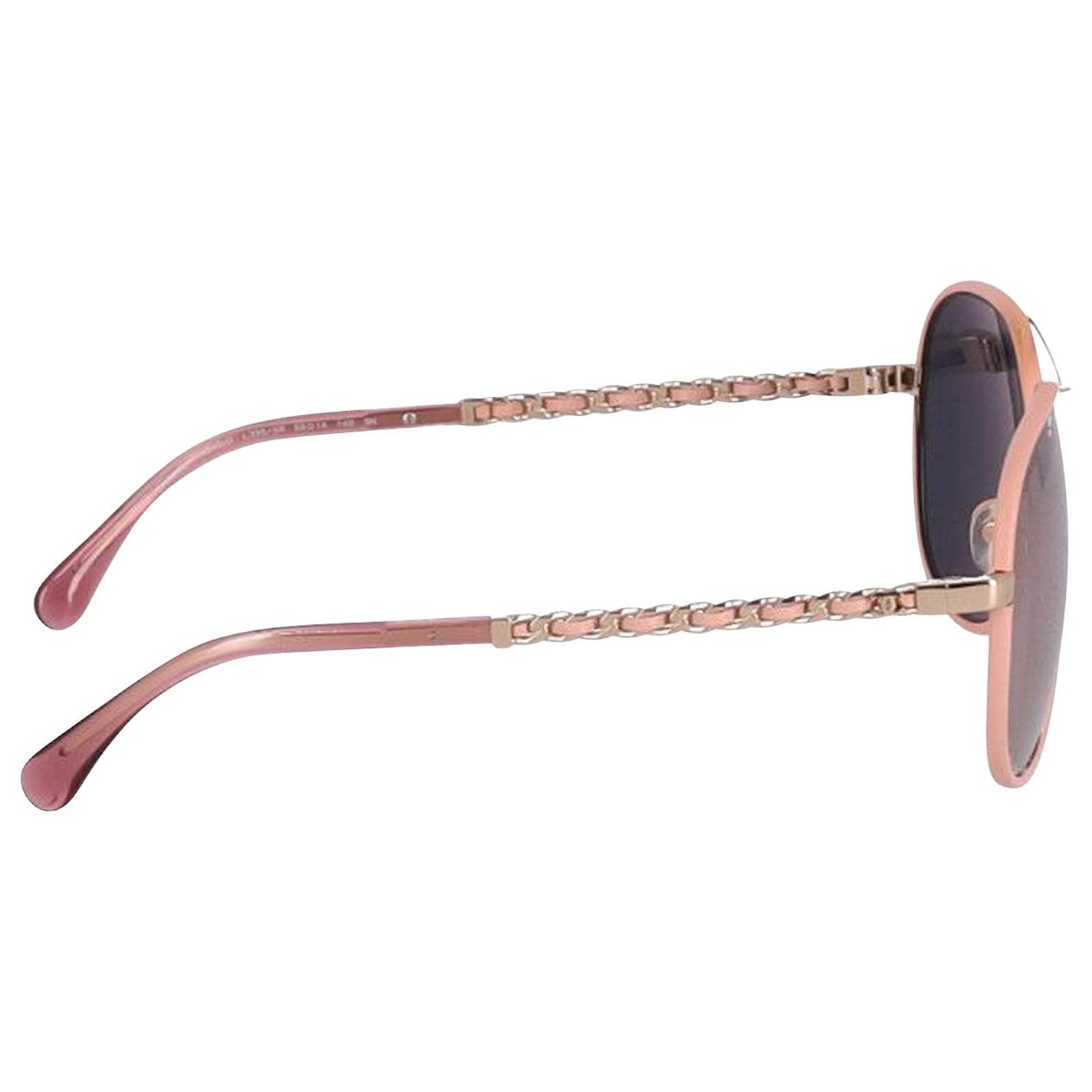 Chanel Aviator Sunglasses in Pink PVC Plastic ref.649024 - Joli Closet