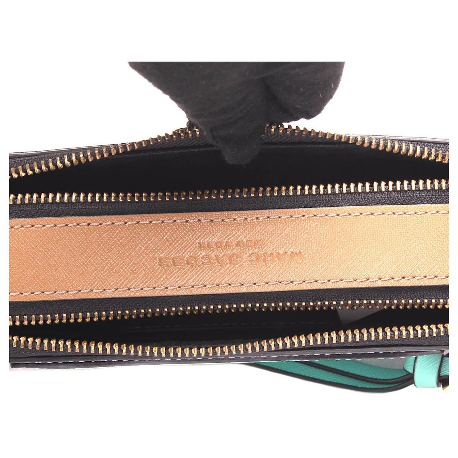 Marc Jacobs Snapshot camera bag Multiple colors Leather Pony-style calfskin  ref.597233 - Joli Closet