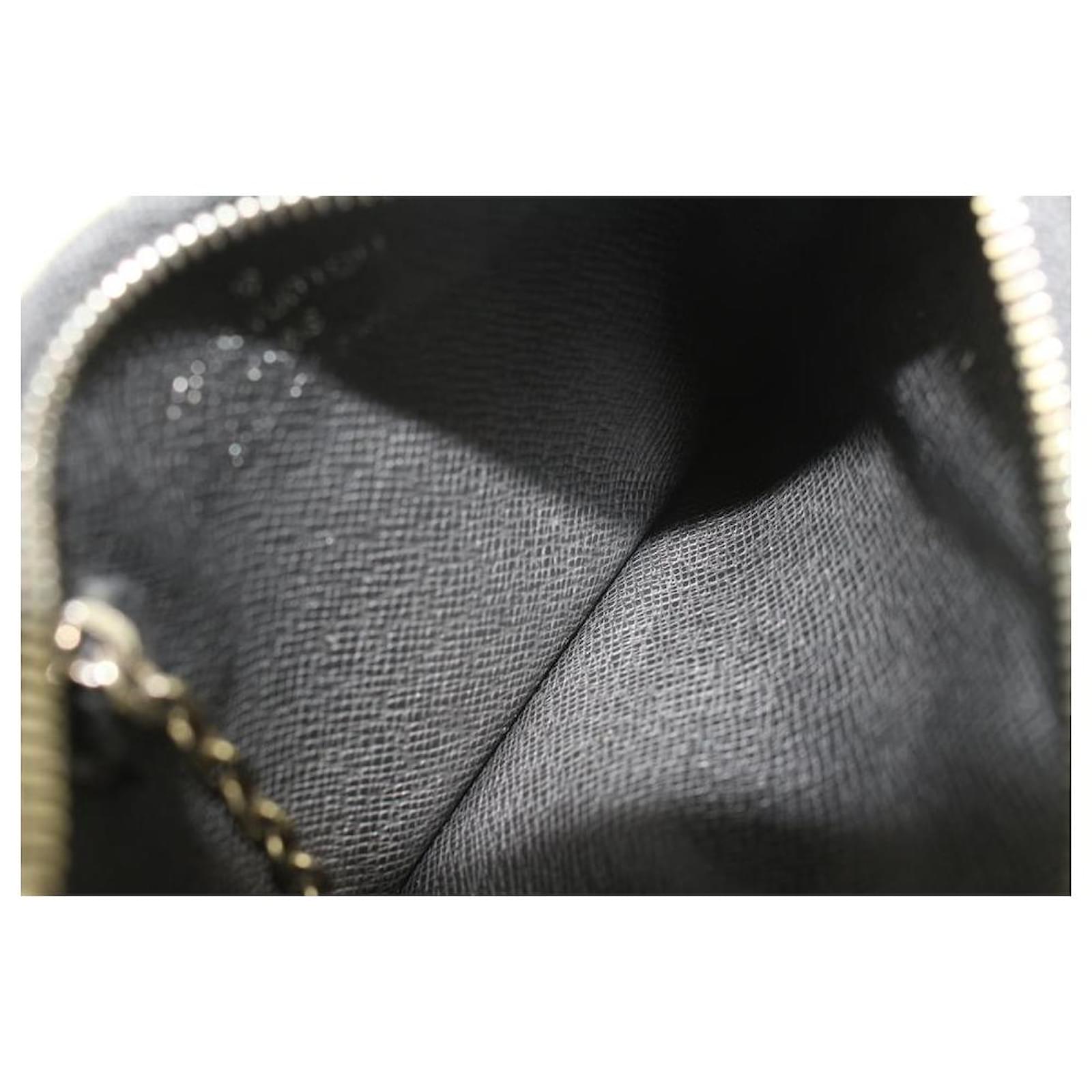 Louis Vuitton Black Epi Leather Key Pouch NM Pochette Cles ref.652037 -  Joli Closet