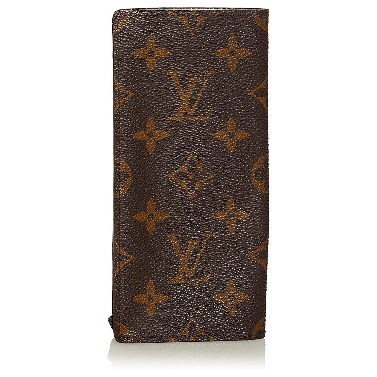 Louis Vuitton Eyeglass Case Etui Lunettes Plat Monogram Brown in