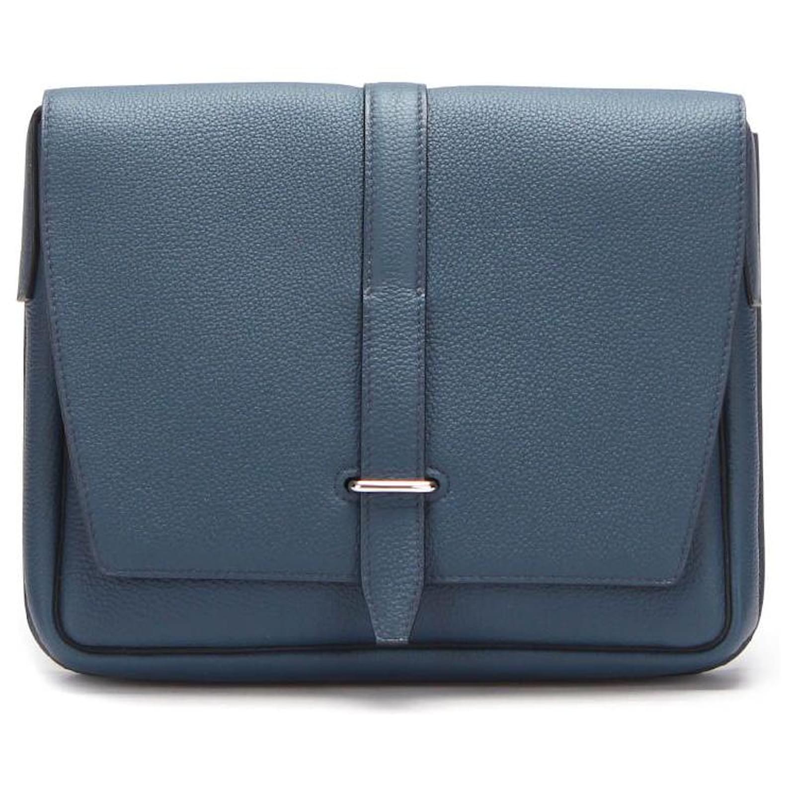 【大人気！】HERMES sac steve light junior バッグ Sac Steve light junior | Hermès France