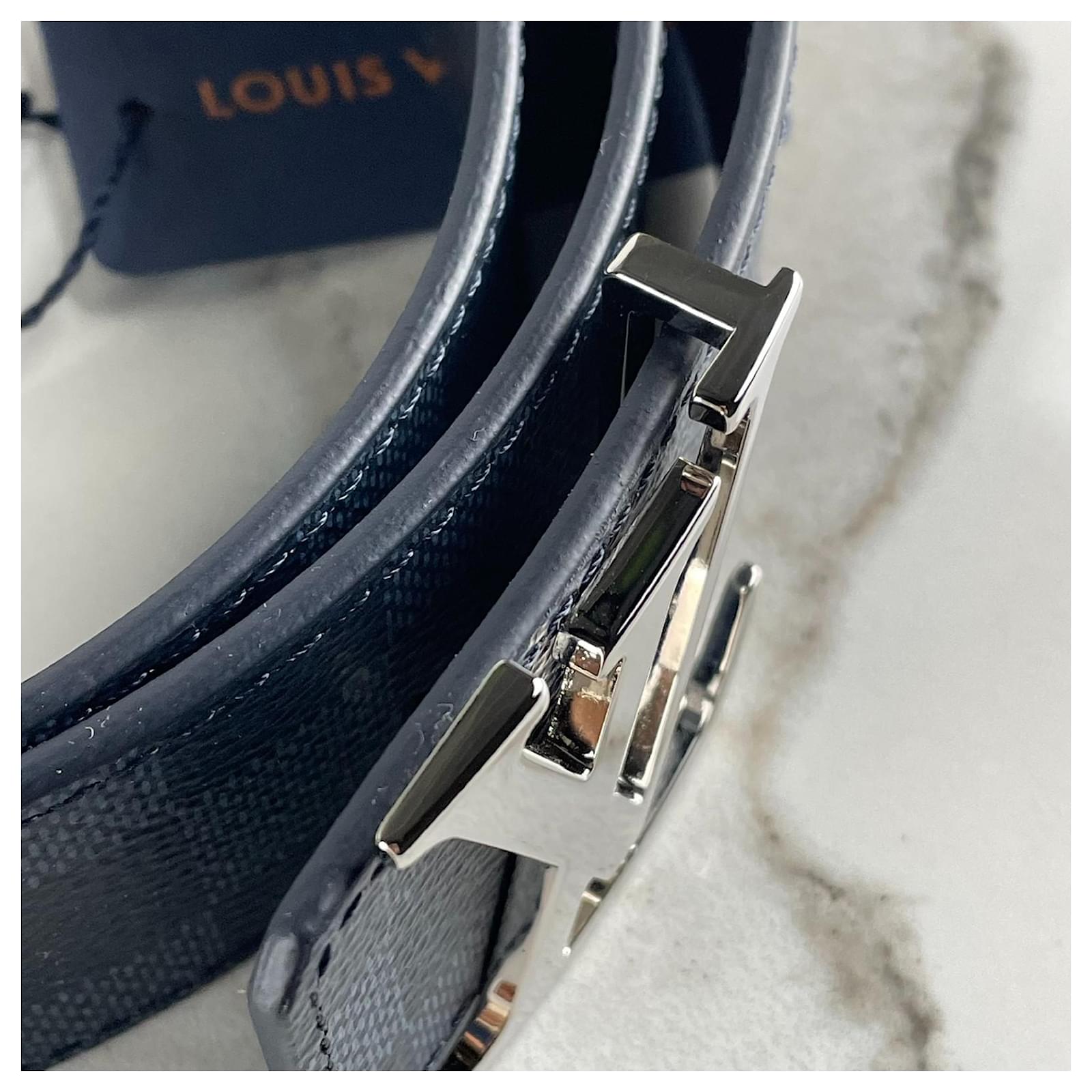 Ceinture LV Initiales 40 MM Réversible Luxe - Homme - Louis Vuitton ® in  2023
