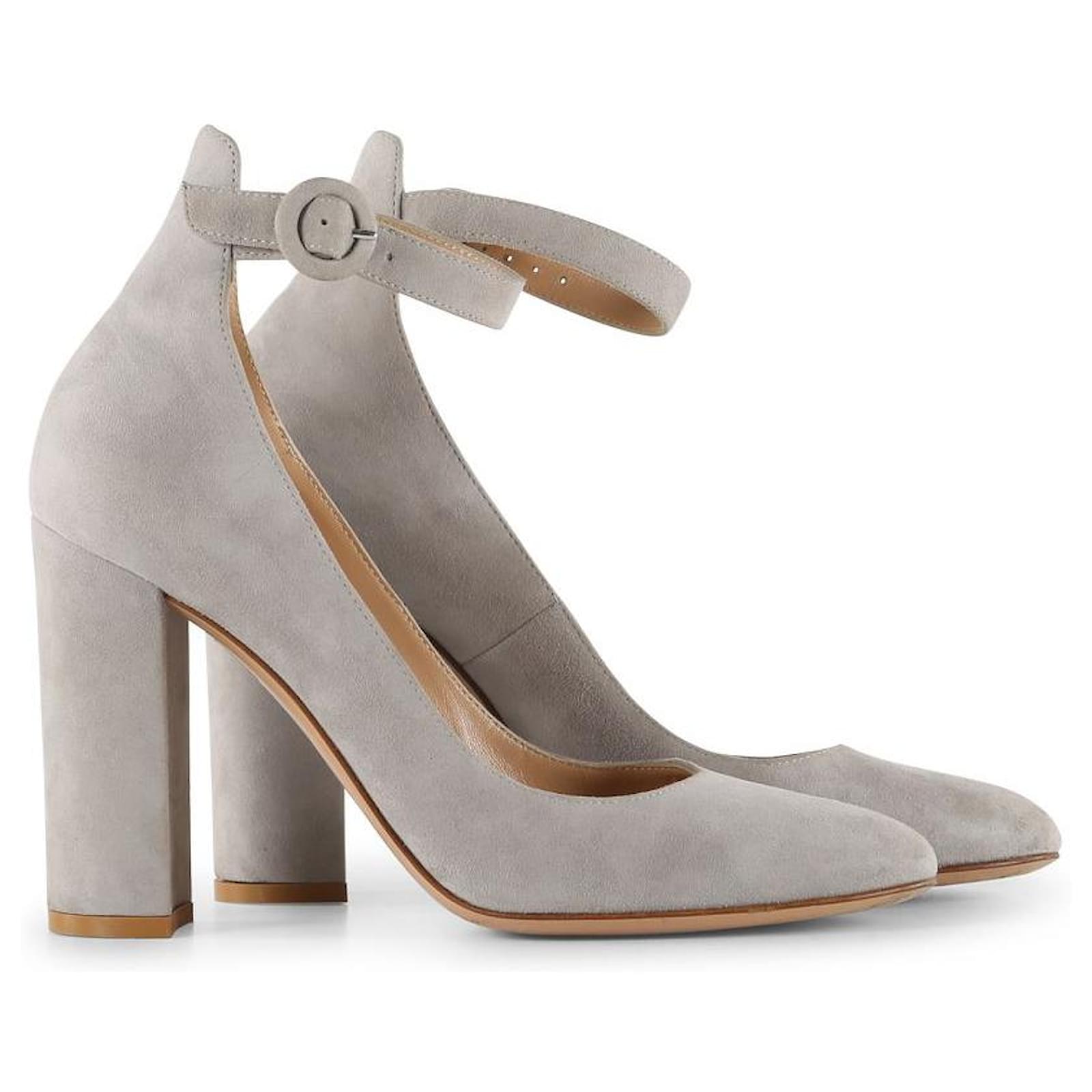 Gianvito Rossi Grey Suede Greta Mary Jane Pumps ref.656108 Joli Closet