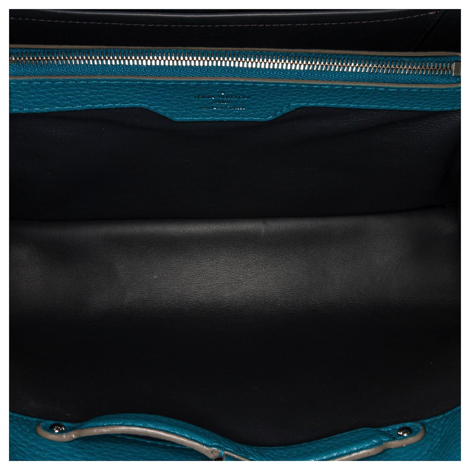 Louis Vuitton Blue Capucines Turquoise Leather Pony-style calfskin  ref.660133 - Joli Closet