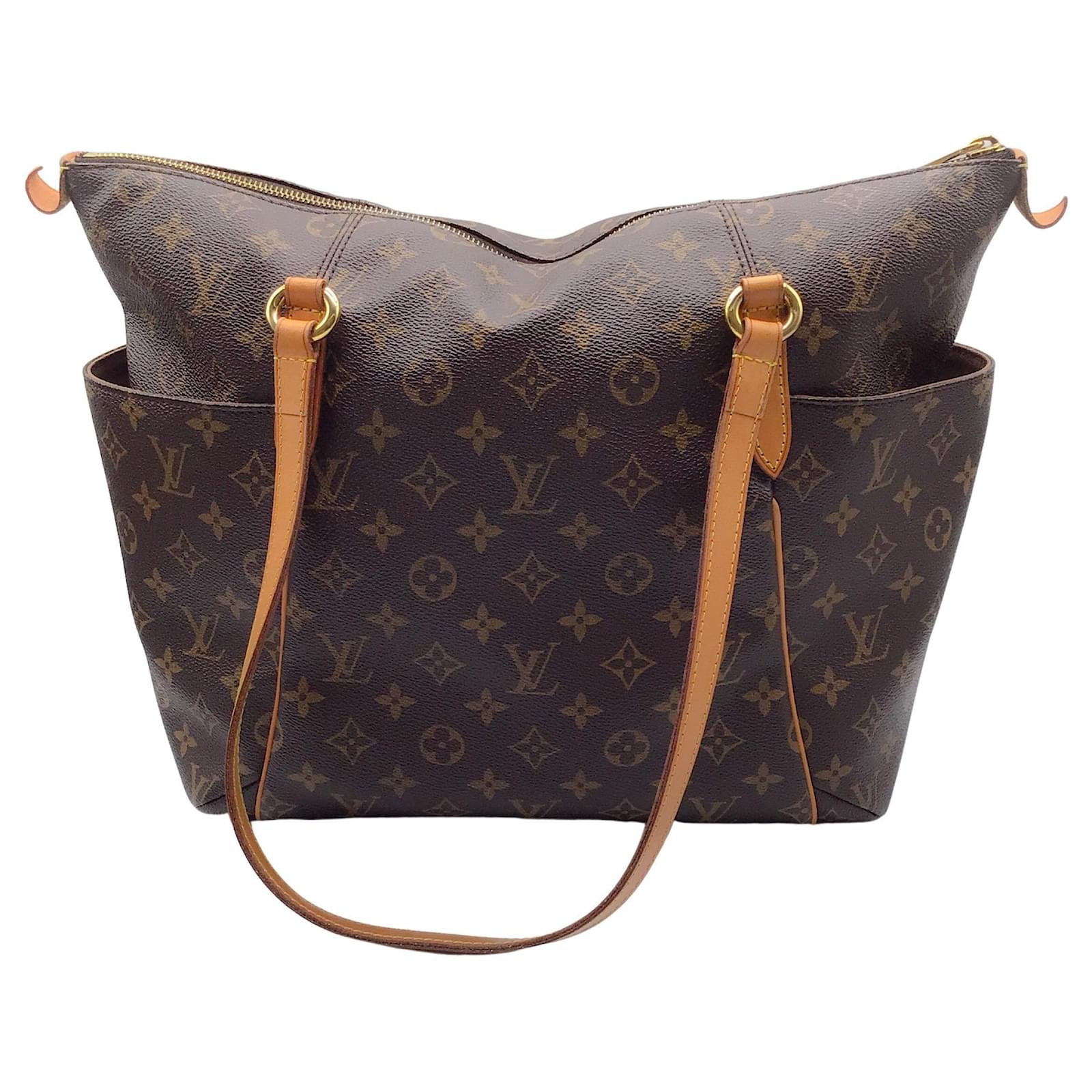 Louis Vuitton Totally MM Monogram Tote Bag in Brown Leather ref