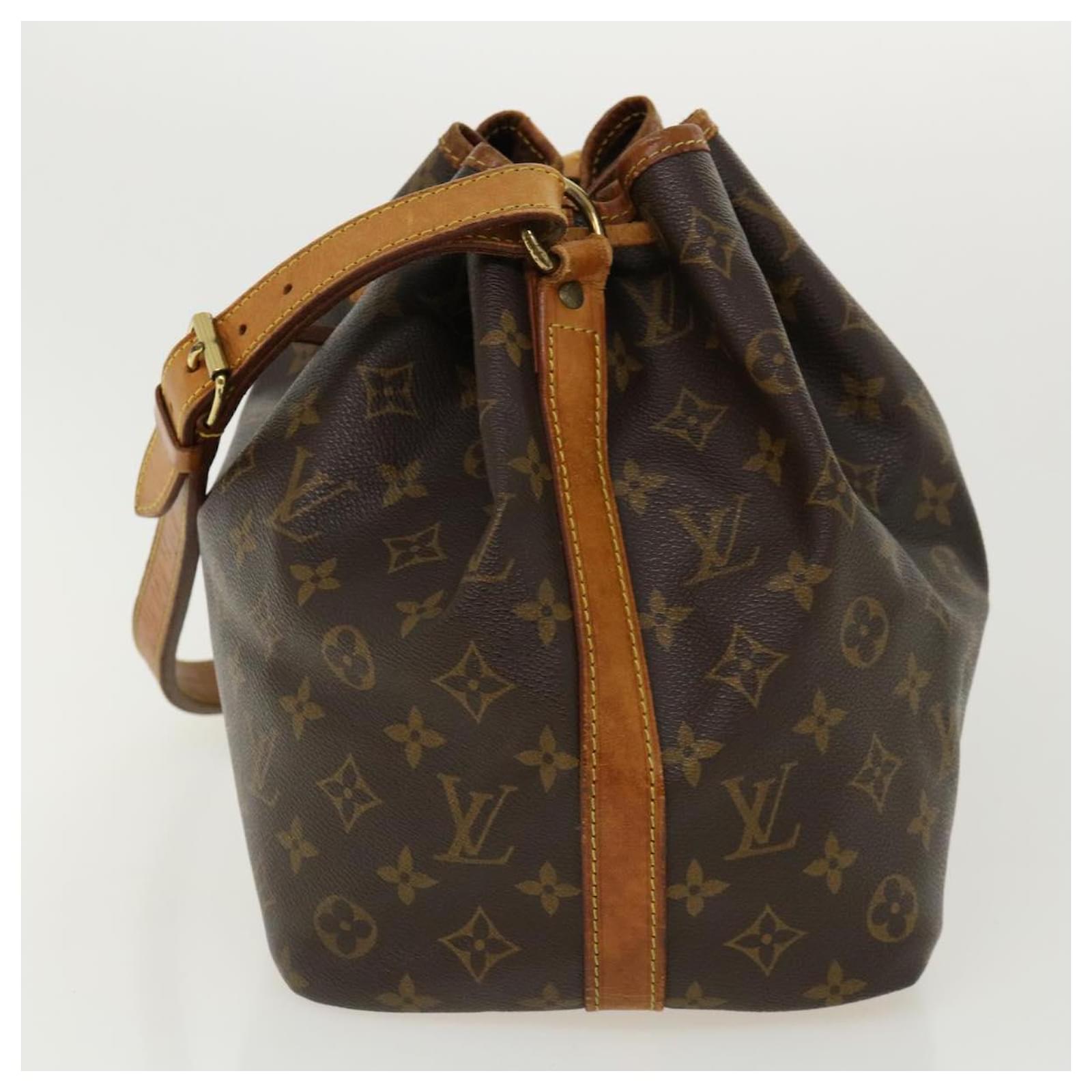 Louis - Monogram - Petit - Vuitton - ep_vintage luxury Store - M42226 – dct  - Louis Vuitton Monogram Empreinte Leather Petite Malle Souple Black  Ganebet Store - Noe - Bag - Shoulder