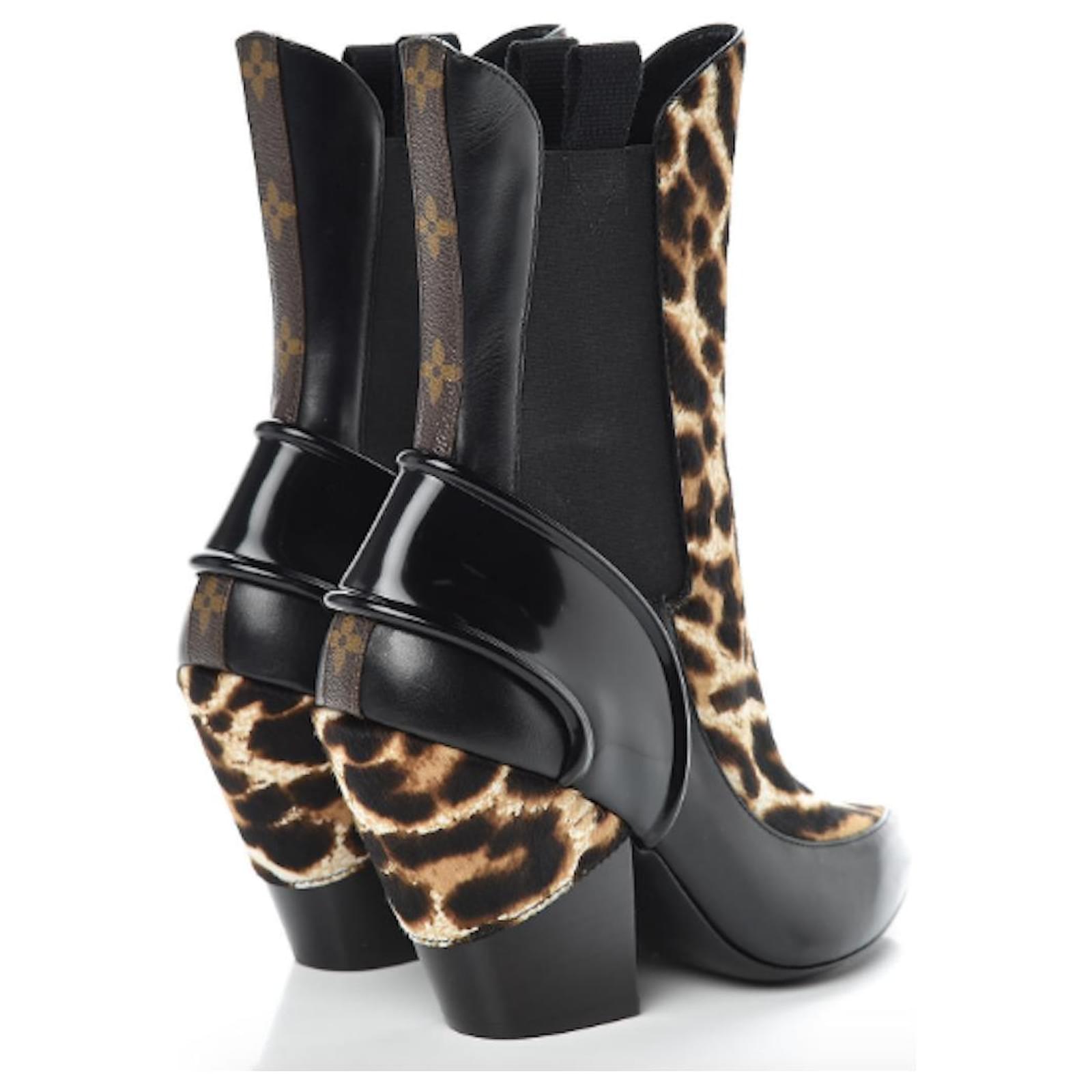 Louis Vuitton Black Leather and Monogram Canvas Fireball Boots