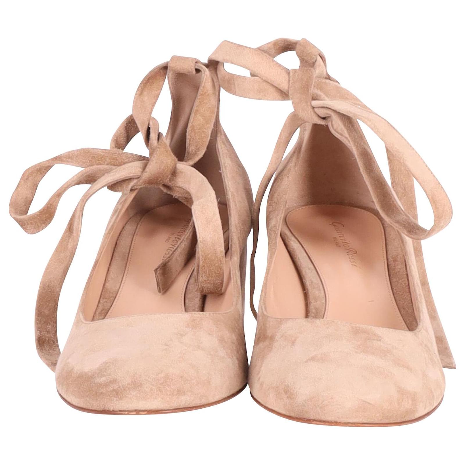 Escarpins Manolo Blahnik En Daim Rose à Lacets - Bout Ouvert, Découpe Laser, Taille 40, Occasion