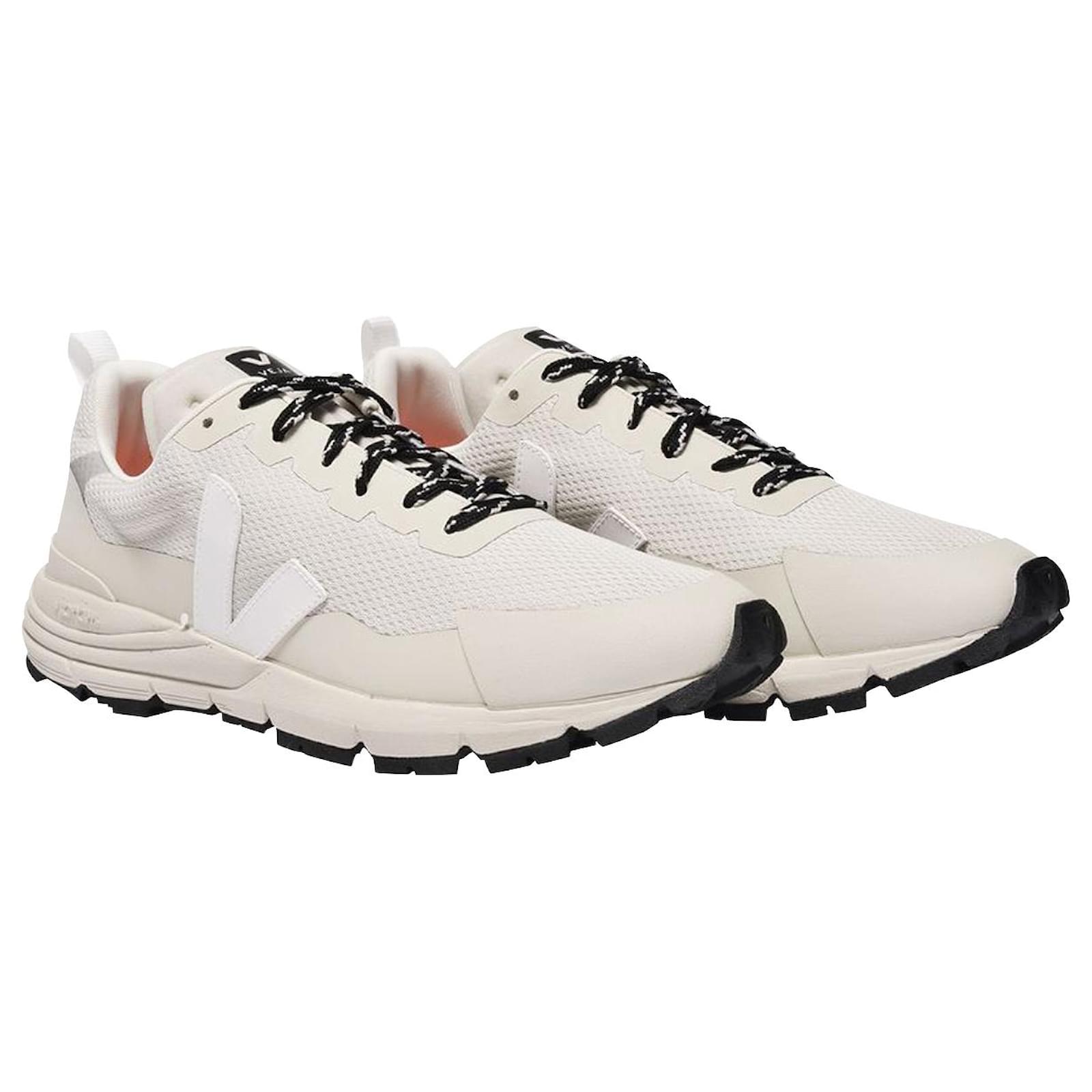 Veja Dekkan Sneakers in White Alveomesh Multiple colors ref.667794 ...