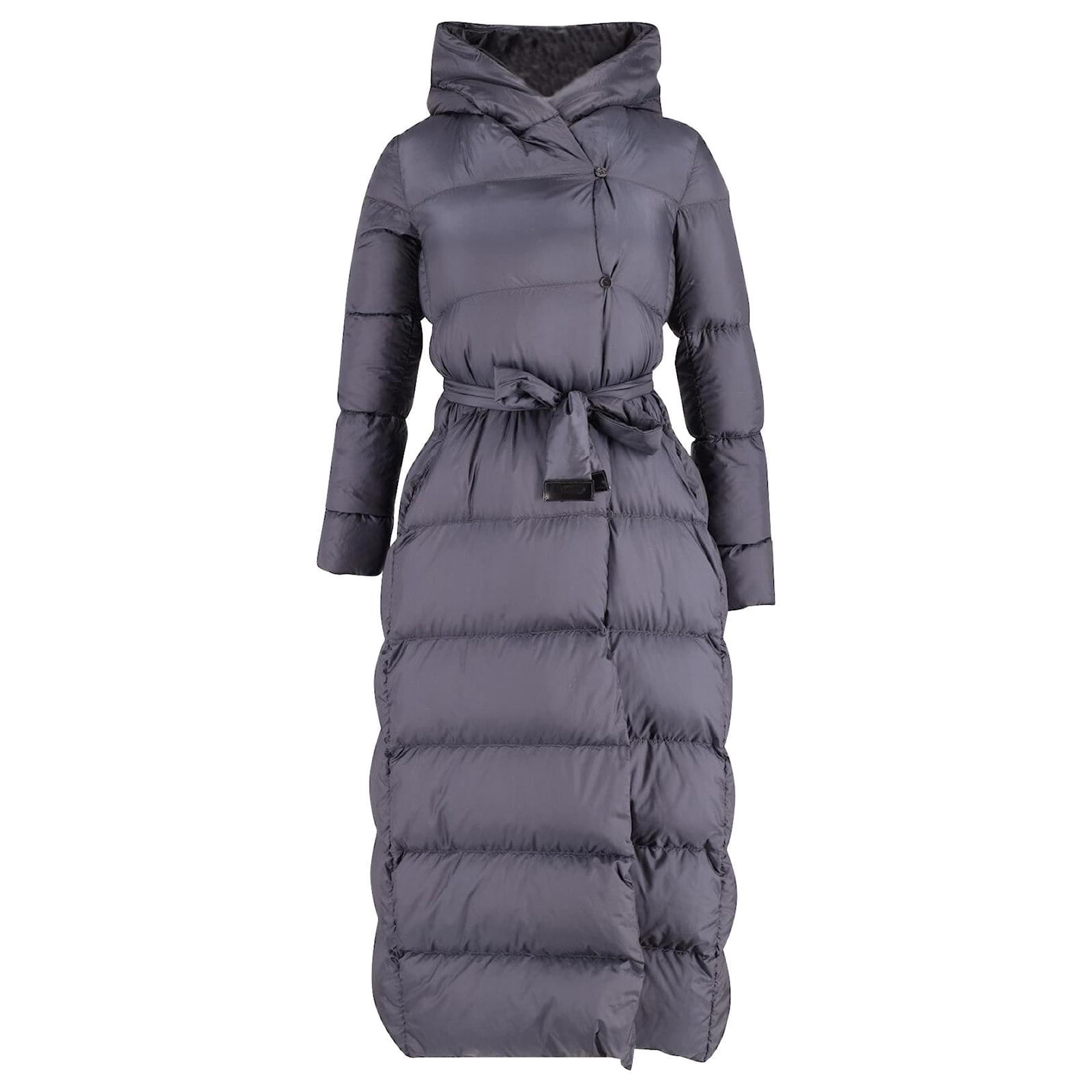 Max Mara Maxmara The Cube Long Puffer Coat in Navy Blue Polyamide Nylon ...