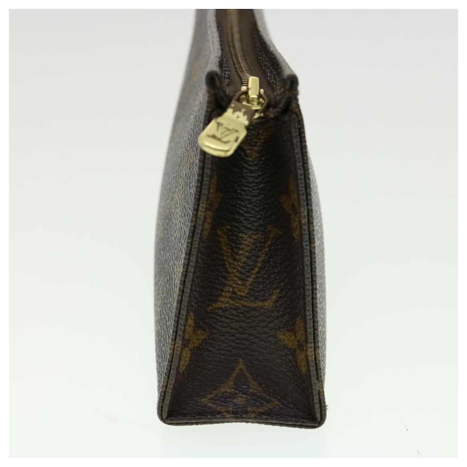 LOUIS VUITTON Monogram Poche Toilette 15 Pouch M47546 LV Auth ki2185