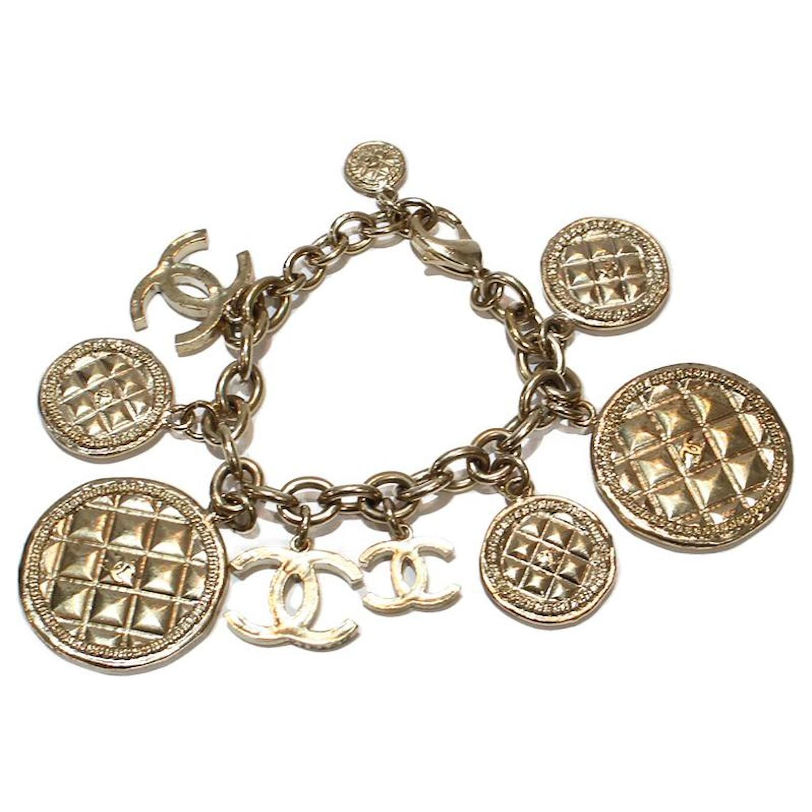 Chanel Bracelets Gold hardware Metal ref.669615 Joli Closet