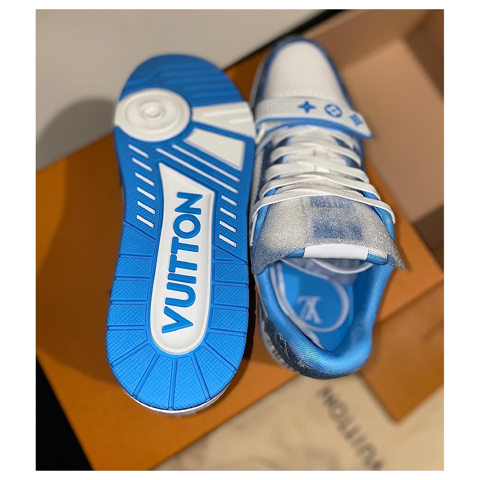 LOUIS VUITTON Calfskin Epi Mens LV Trainer Sneakers 10.5 Blue 1285336