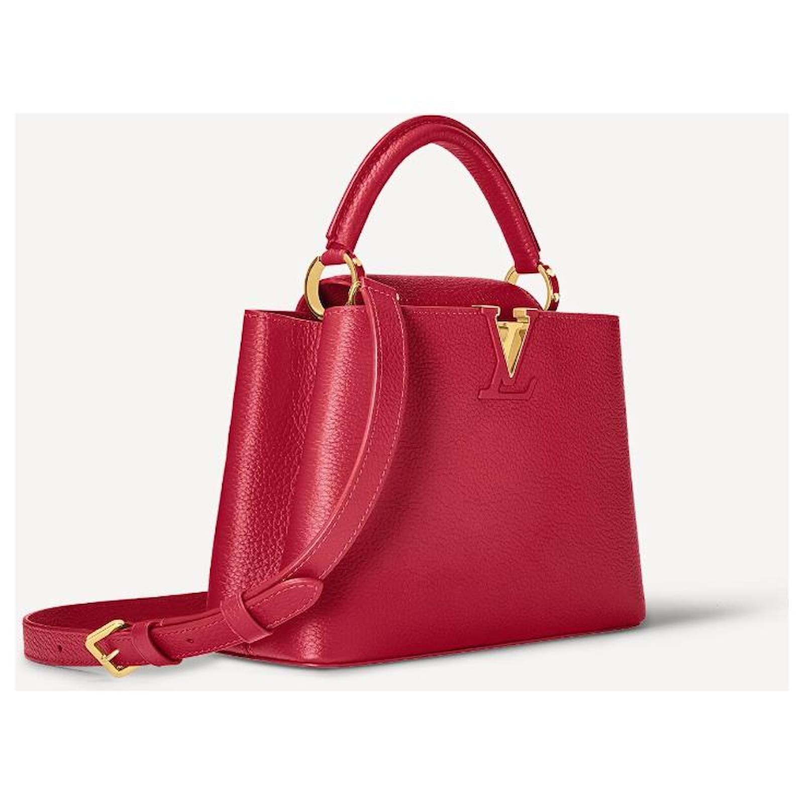 Capucines Mini Limited Edition bag in red leather