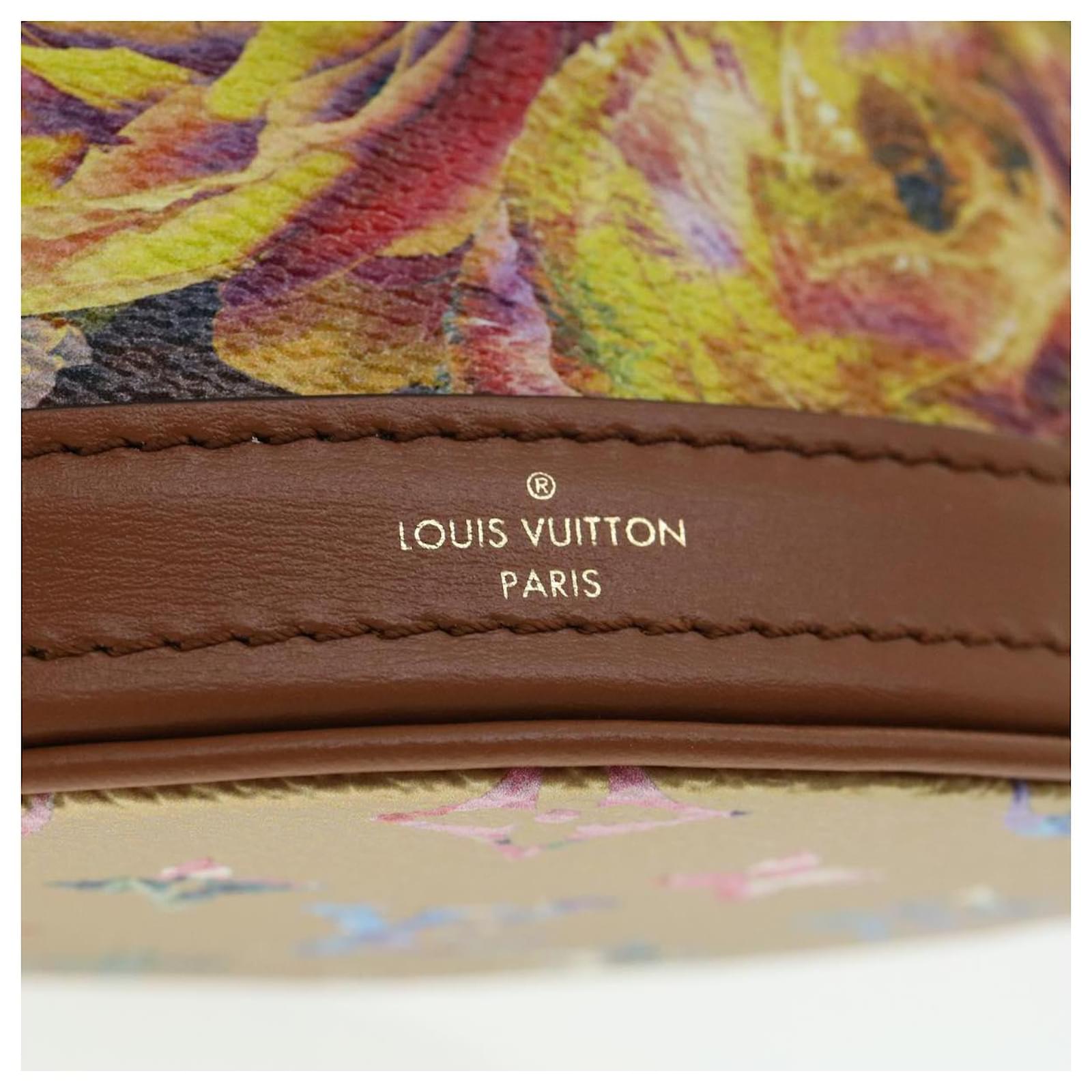 LOUIS VUITTON Nano bucket Shoulder Bag Gold Multicolor M81724 LV Auth  31895a Multiple colors Golden Cloth ref.670113 - Joli Closet
