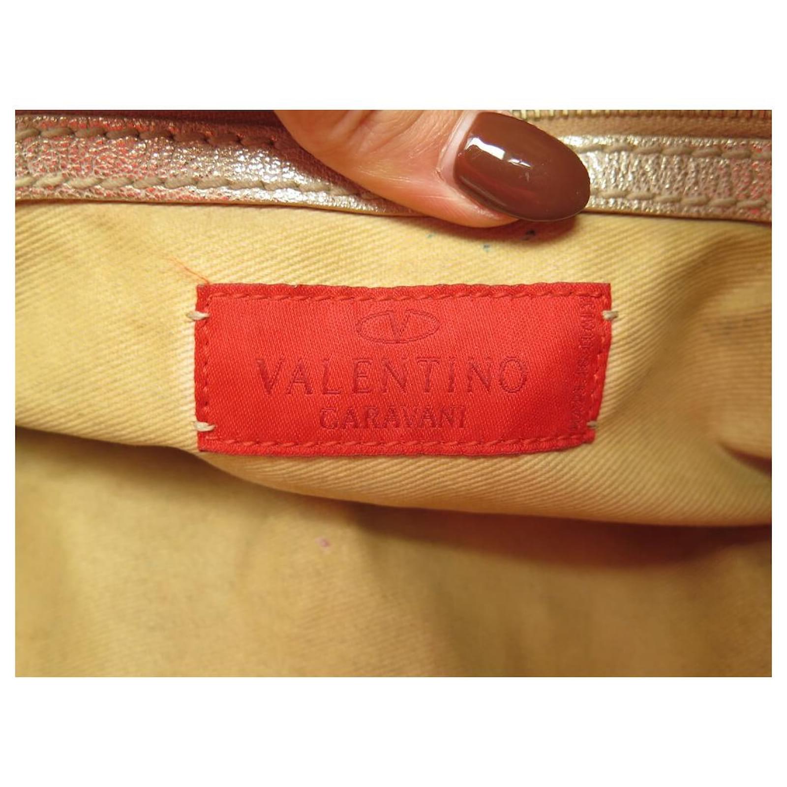 VALENTINO HANDBAG WITH V LOGO BUCKLE CLASP IN GOLD LEATHER HAND BAG PURSE  Golden ref.671062 - Joli Closet