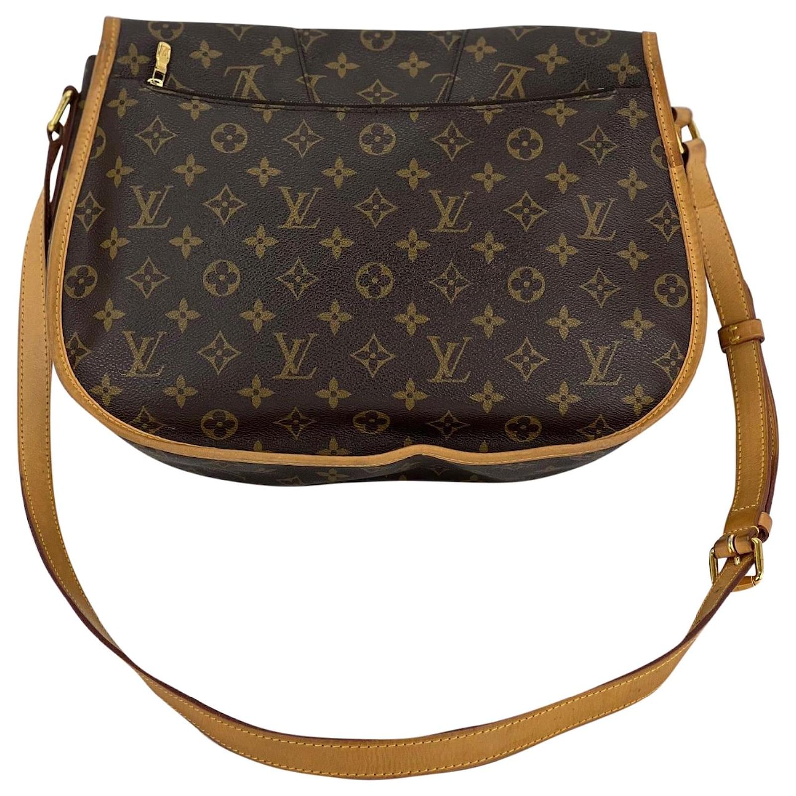 Louis Vuitton Menilmontant MM Monogram Messenger Crossbody Bag preowned  Brown Cloth ref.674046 - Joli Closet