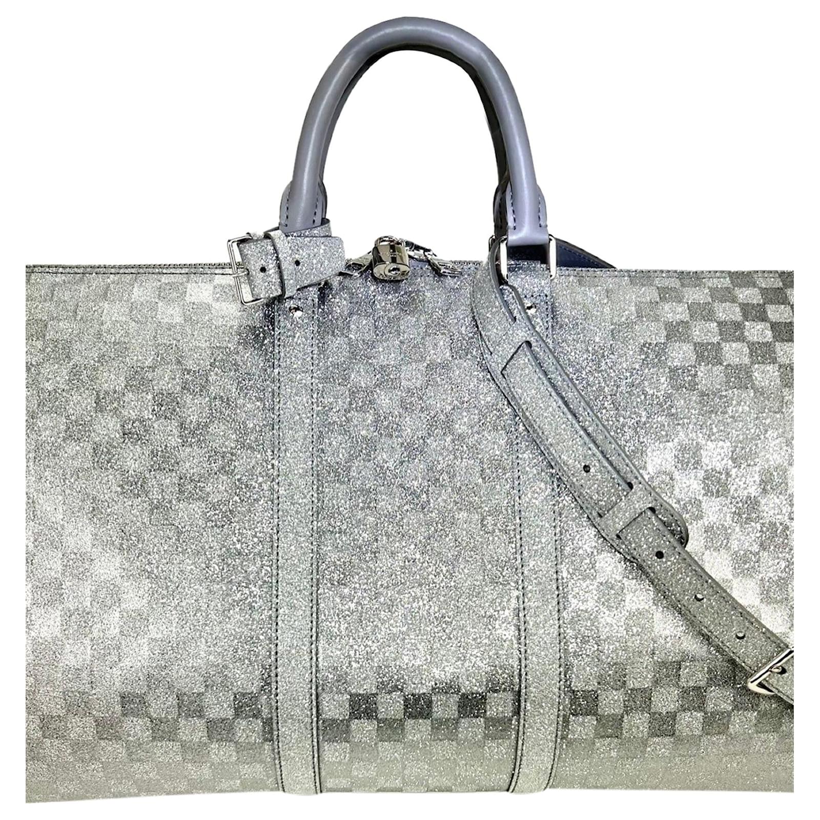 Shop authentic Louis Vuitton Monogram Duffle Bag at revogue for just USD  160000