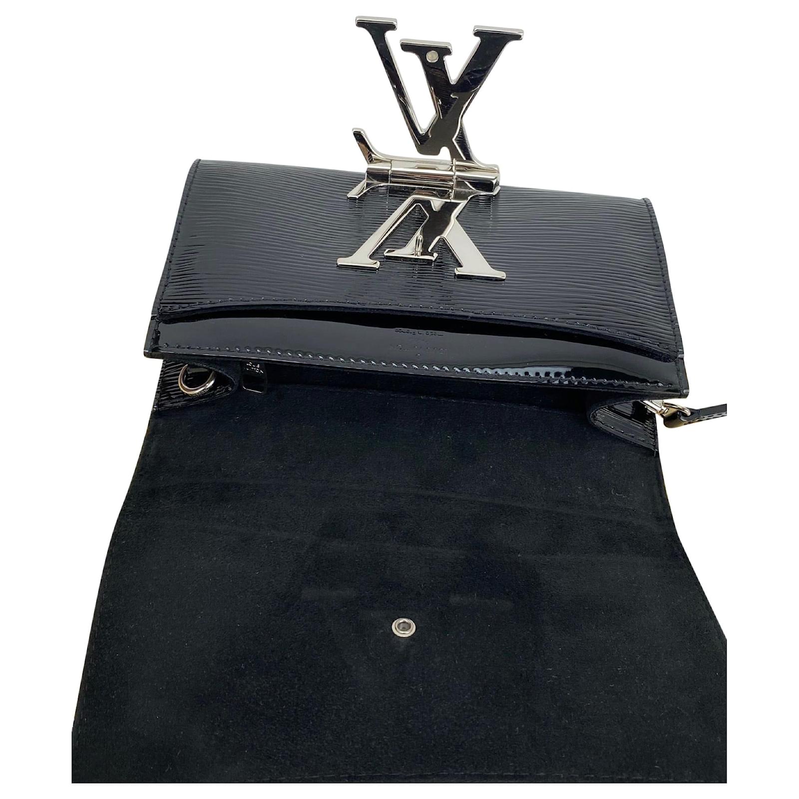 Louis Vuitton, Bags, Louis Vuitton Bag Louise Pm Epi Electric Black  Leather Shoulder Clutch Woc A849
