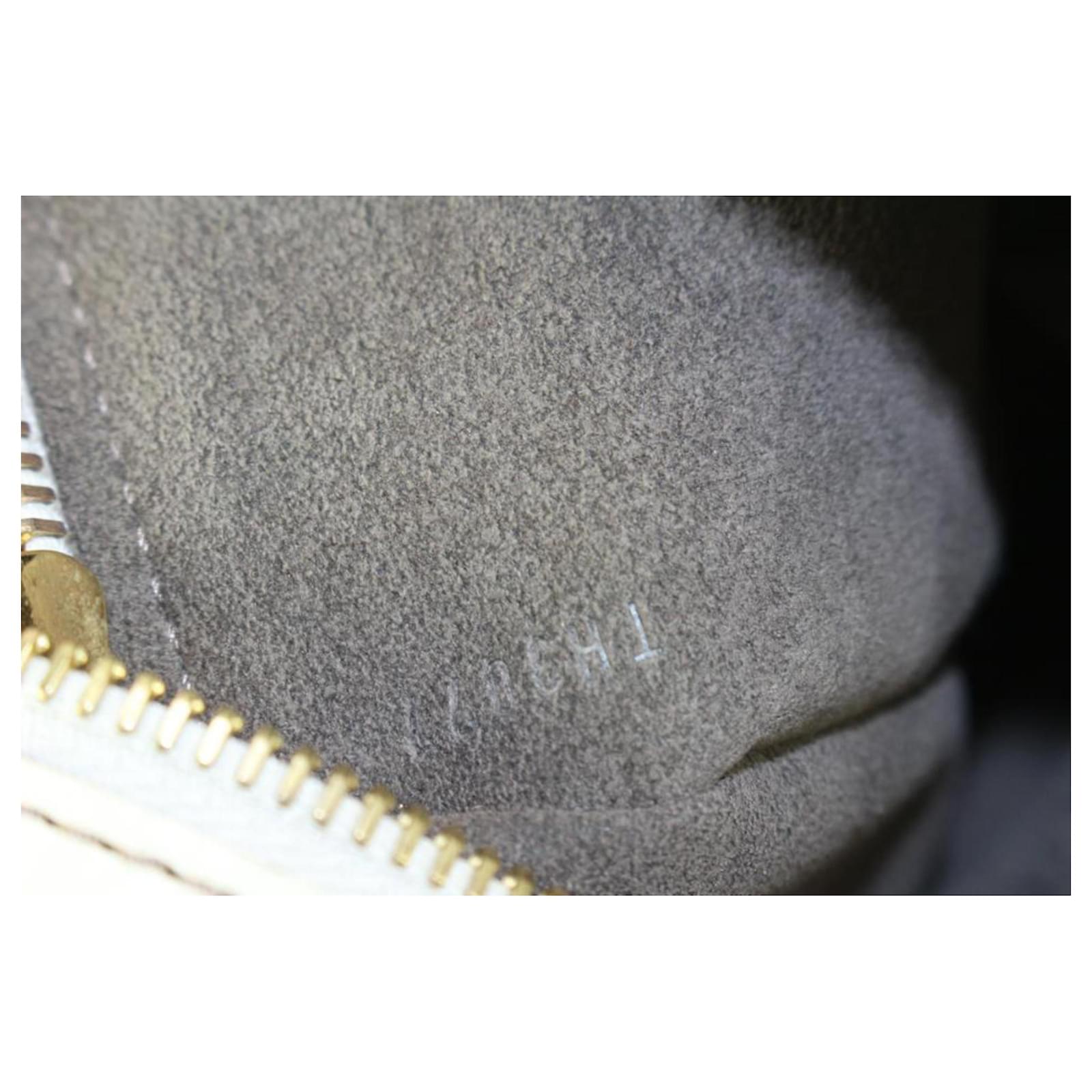 Louis Vuitton Light Beige Sand Monogram Leather Mahina XL Hobo Bag 58lk55s