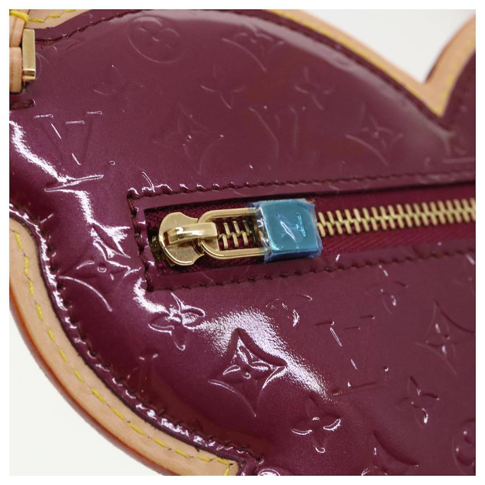 LOUIS VUITTON Vernis Pochette Butterfly Shoulder Bag Purple M92270 auth  31970a Patent leather ref.676946 - Joli Closet