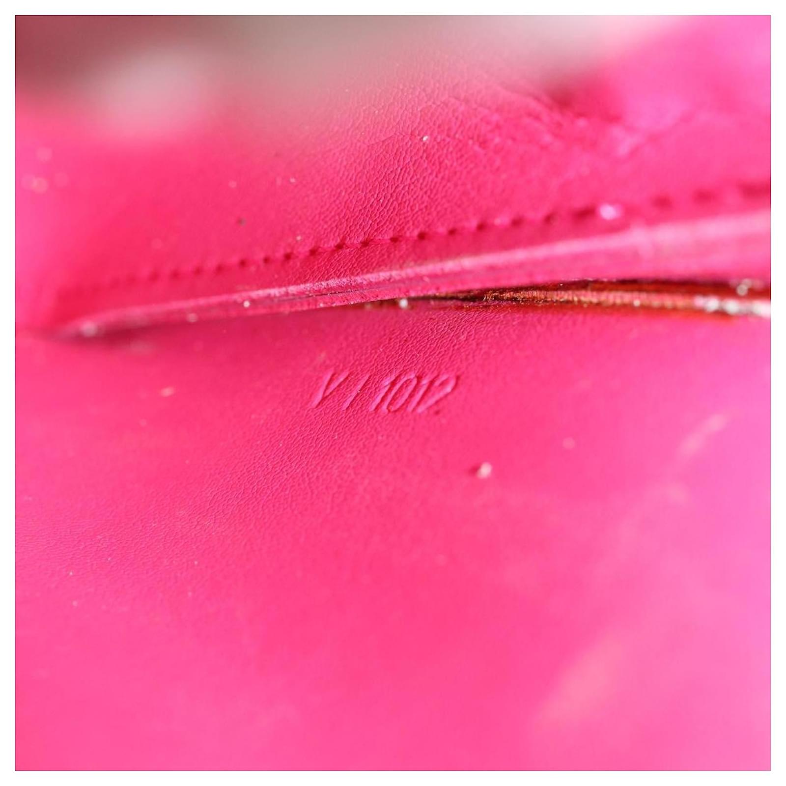 LOUIS VUITTON Vernis Lexington Accessory Pouch Fuchsia Pink M91223