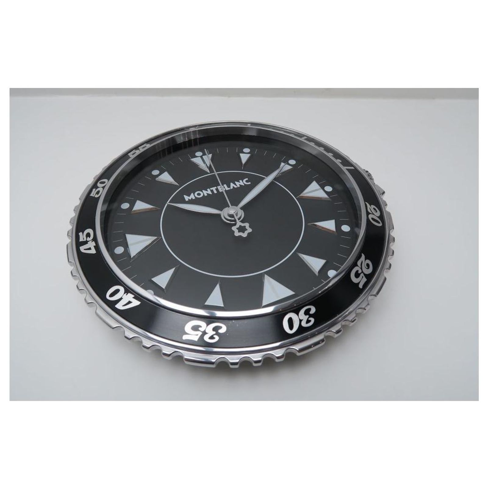 Horloge Murale Tintin Ronde – 25 Cm En Plastique, Neuf Sous Blister