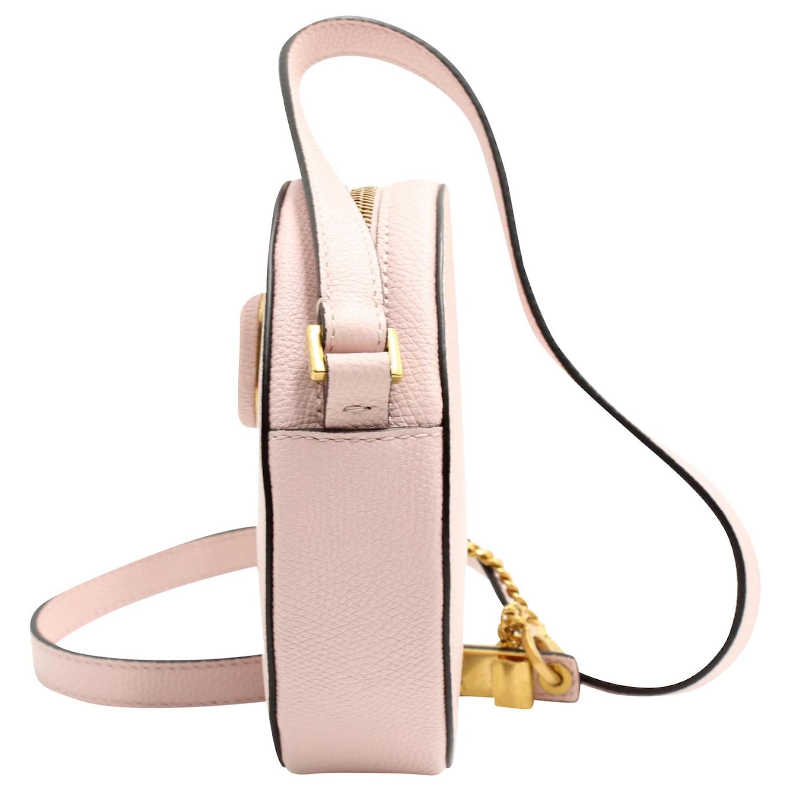 【関税&送料込】Valentino Garavani Pastel Pink Leather Vlogo Valentino // Pink Leather Locò VLogo Shoulder Bag – VSP