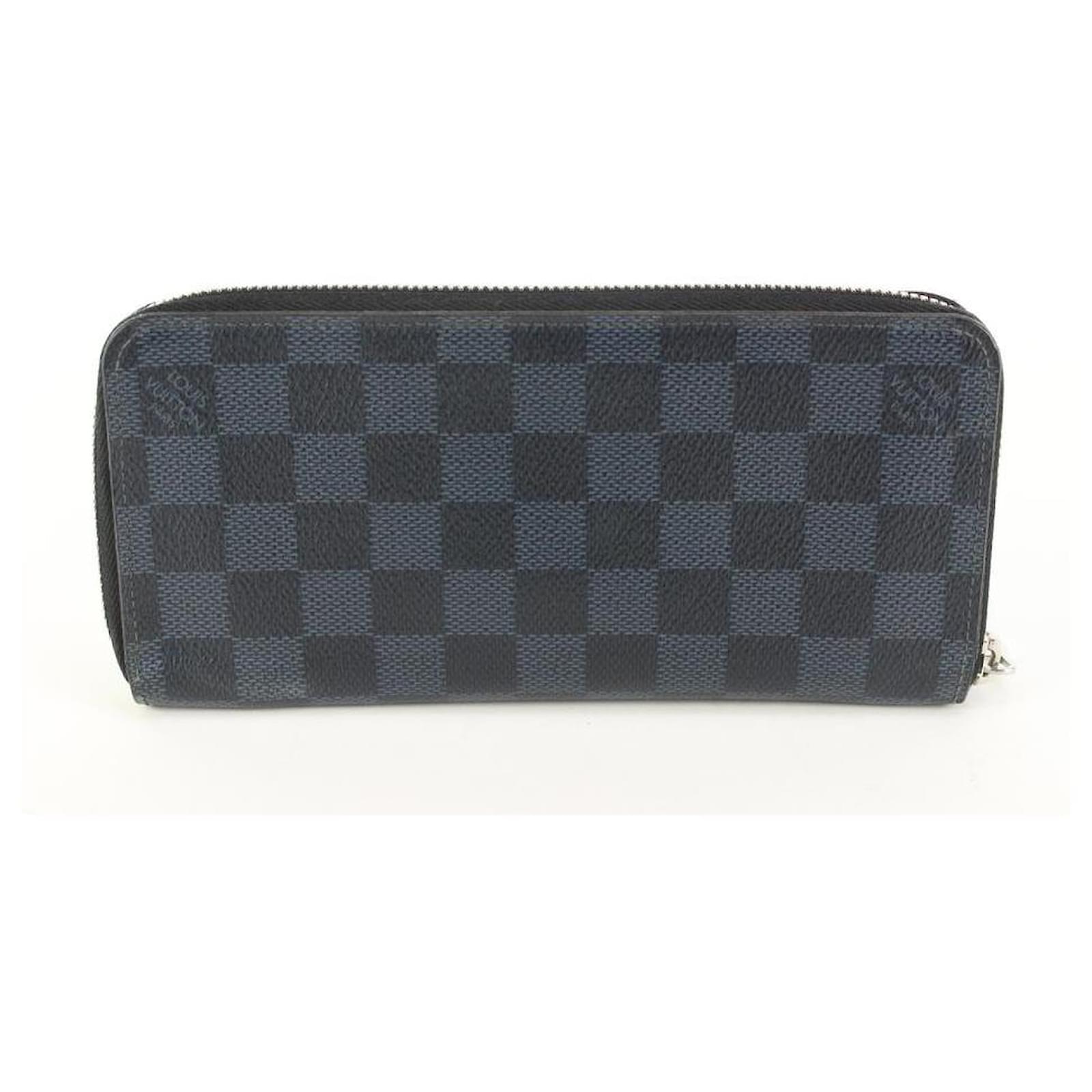 Louis Vuitton Navy Damier Cobalt Vertical Zippy Long Zippy Wallet  ref.679776 - Joli Closet